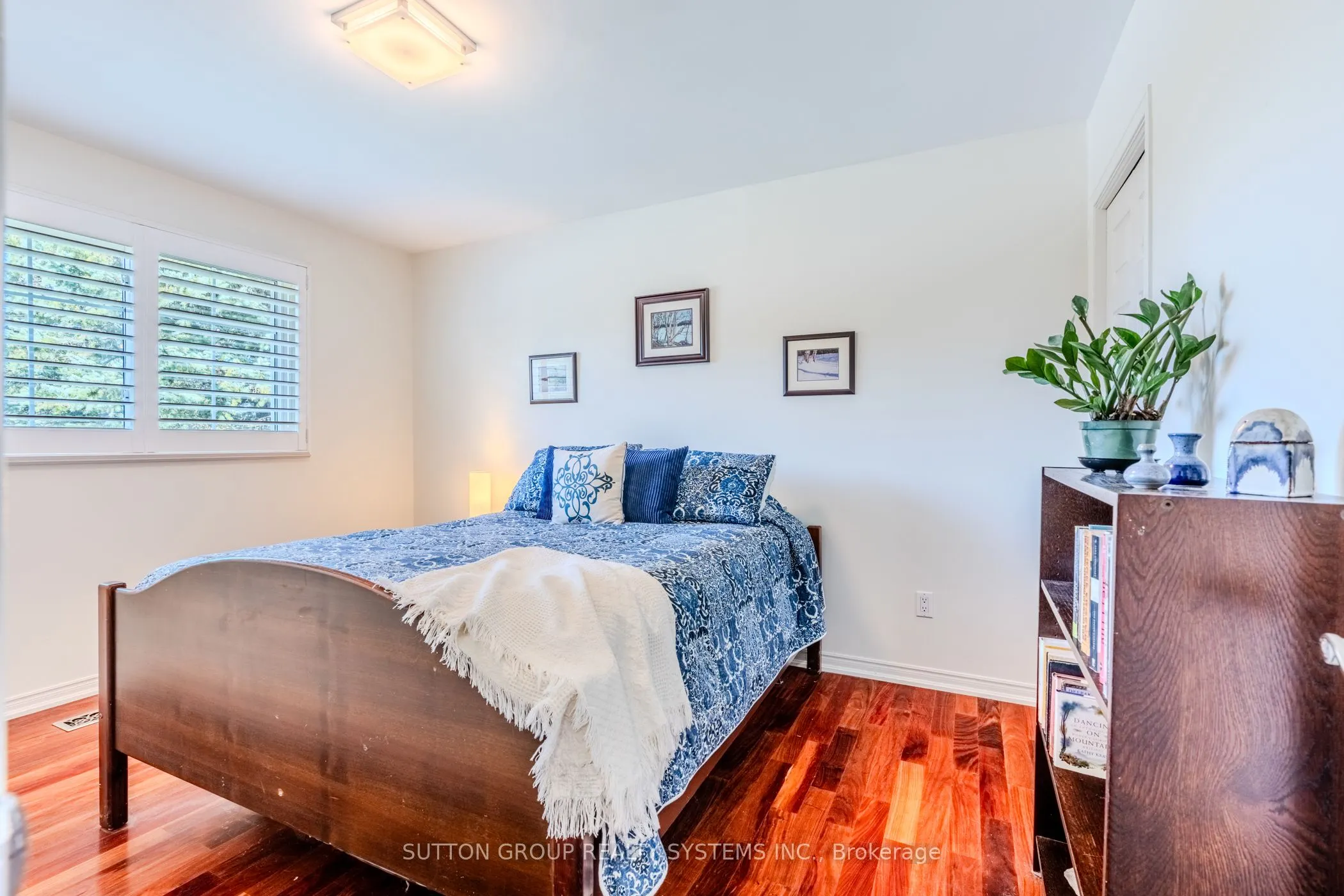 17 William Rex Crescent