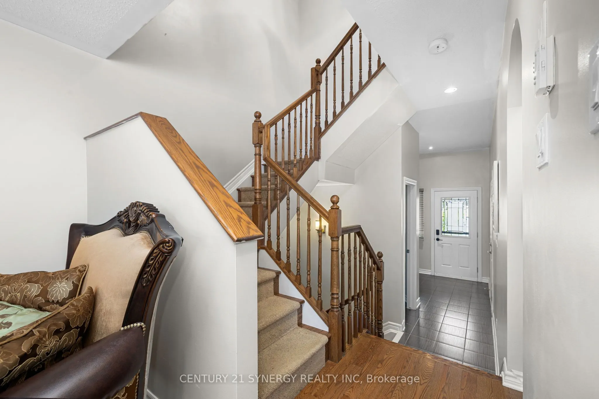 120 Lerta Way