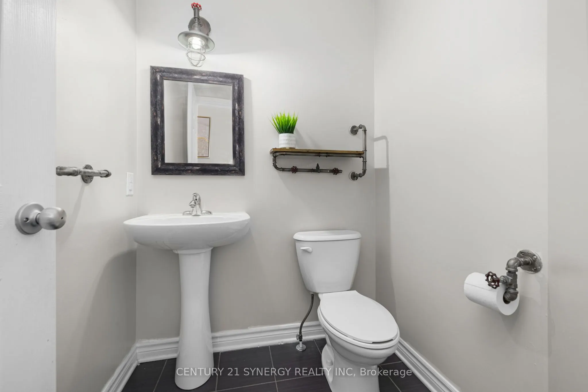 120 Lerta Way