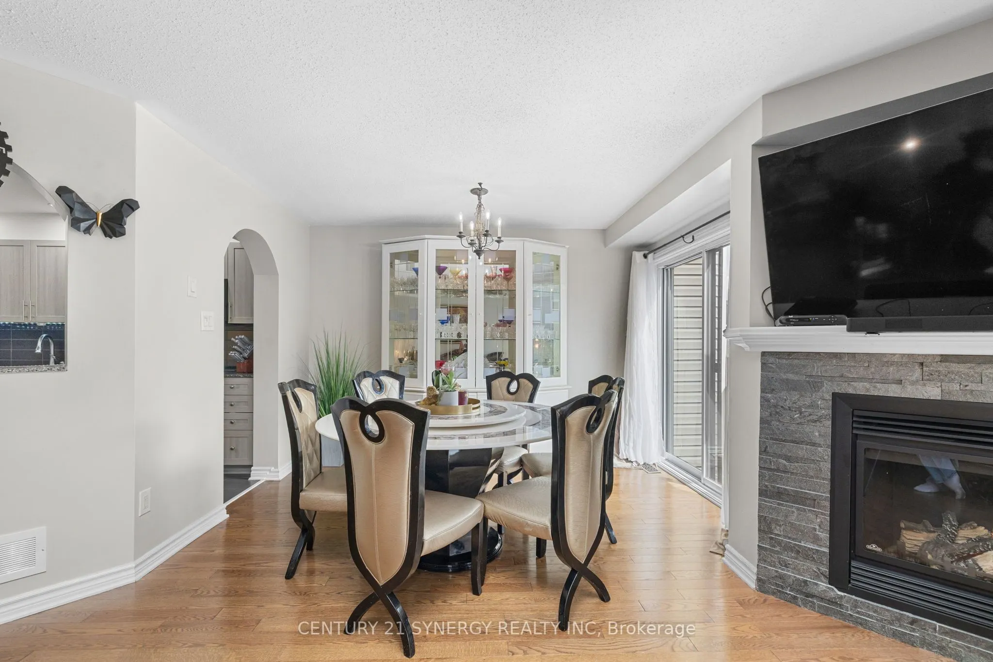 120 Lerta Way
