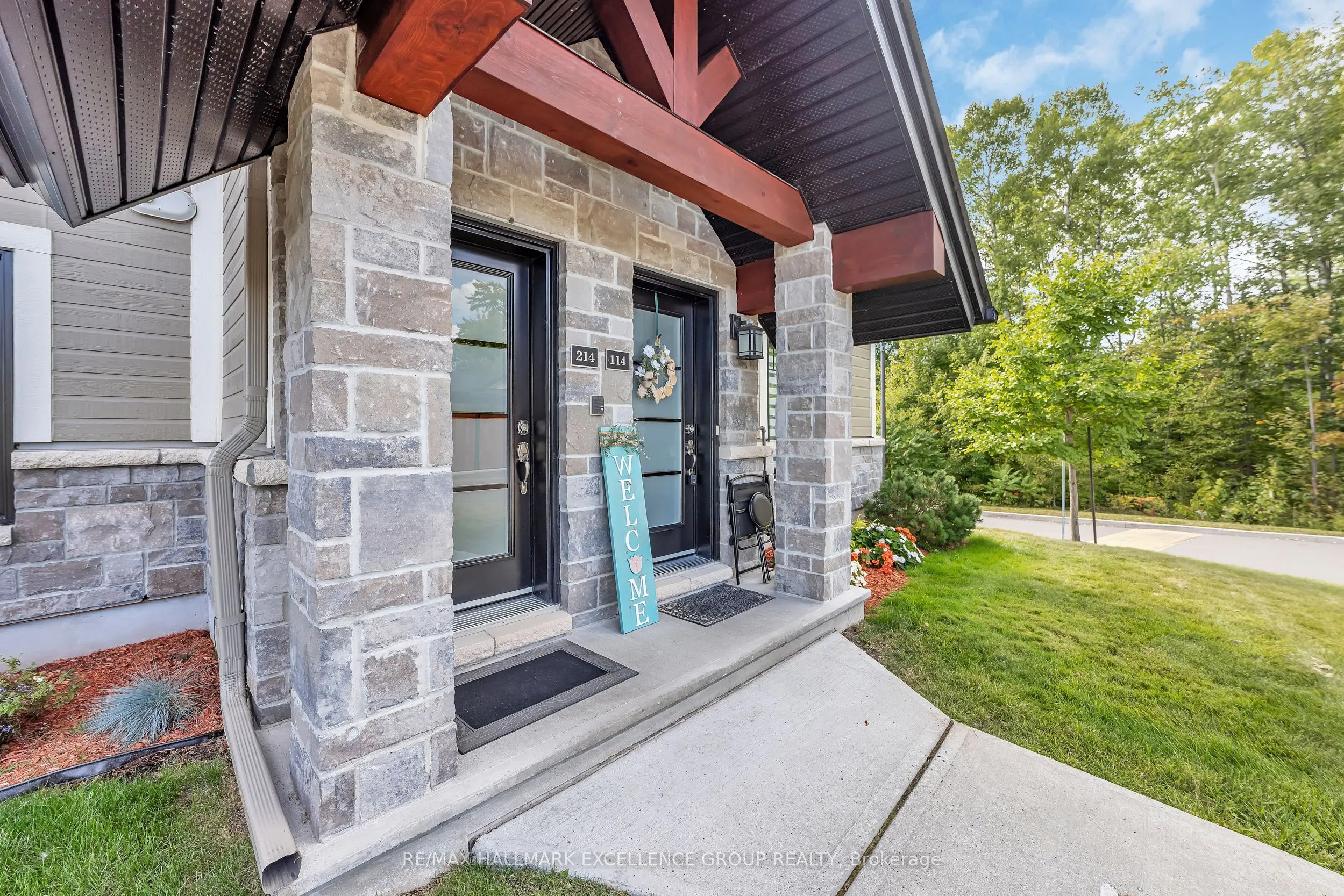 290 Masters Lane, #214