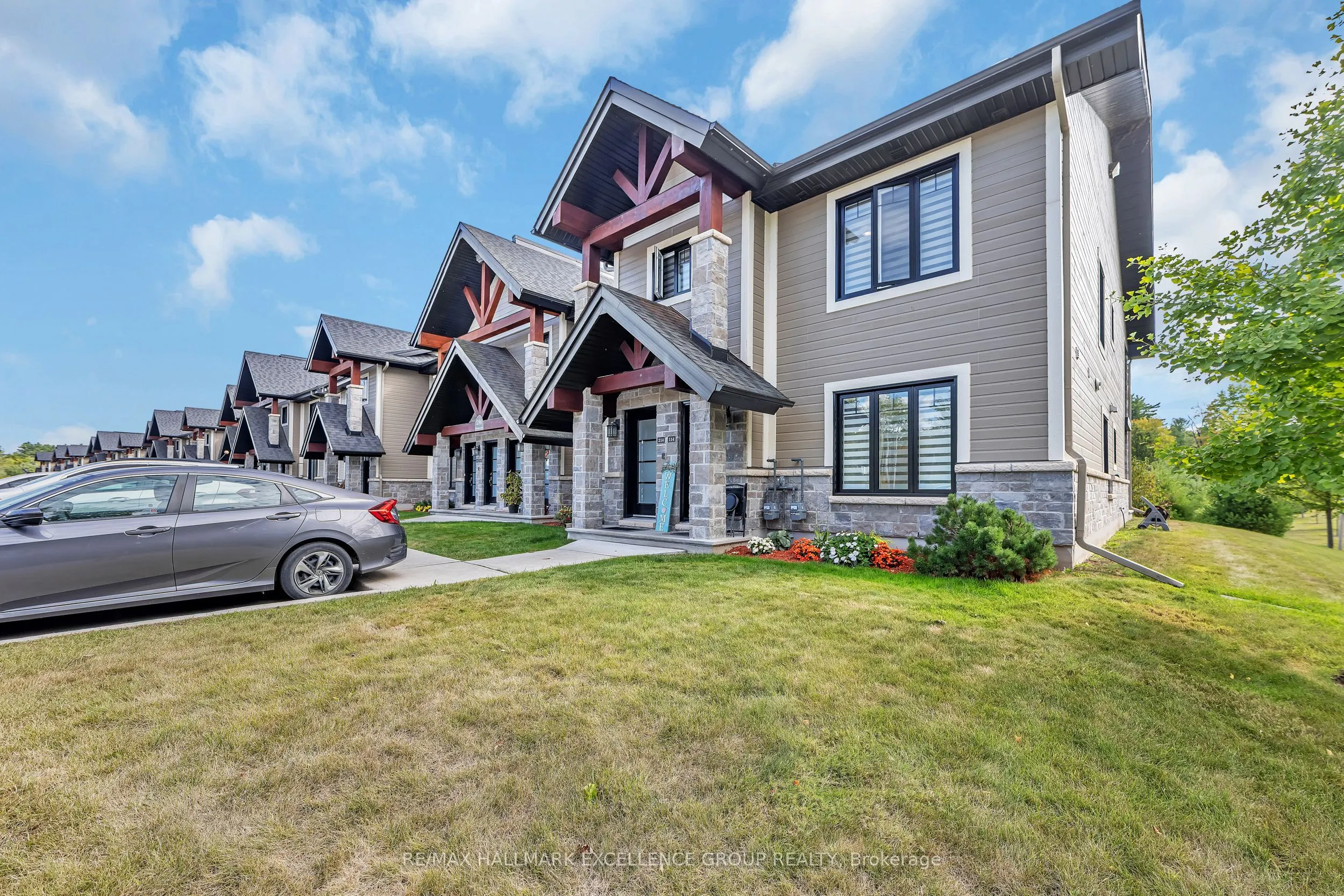 290 Masters Lane, #214
