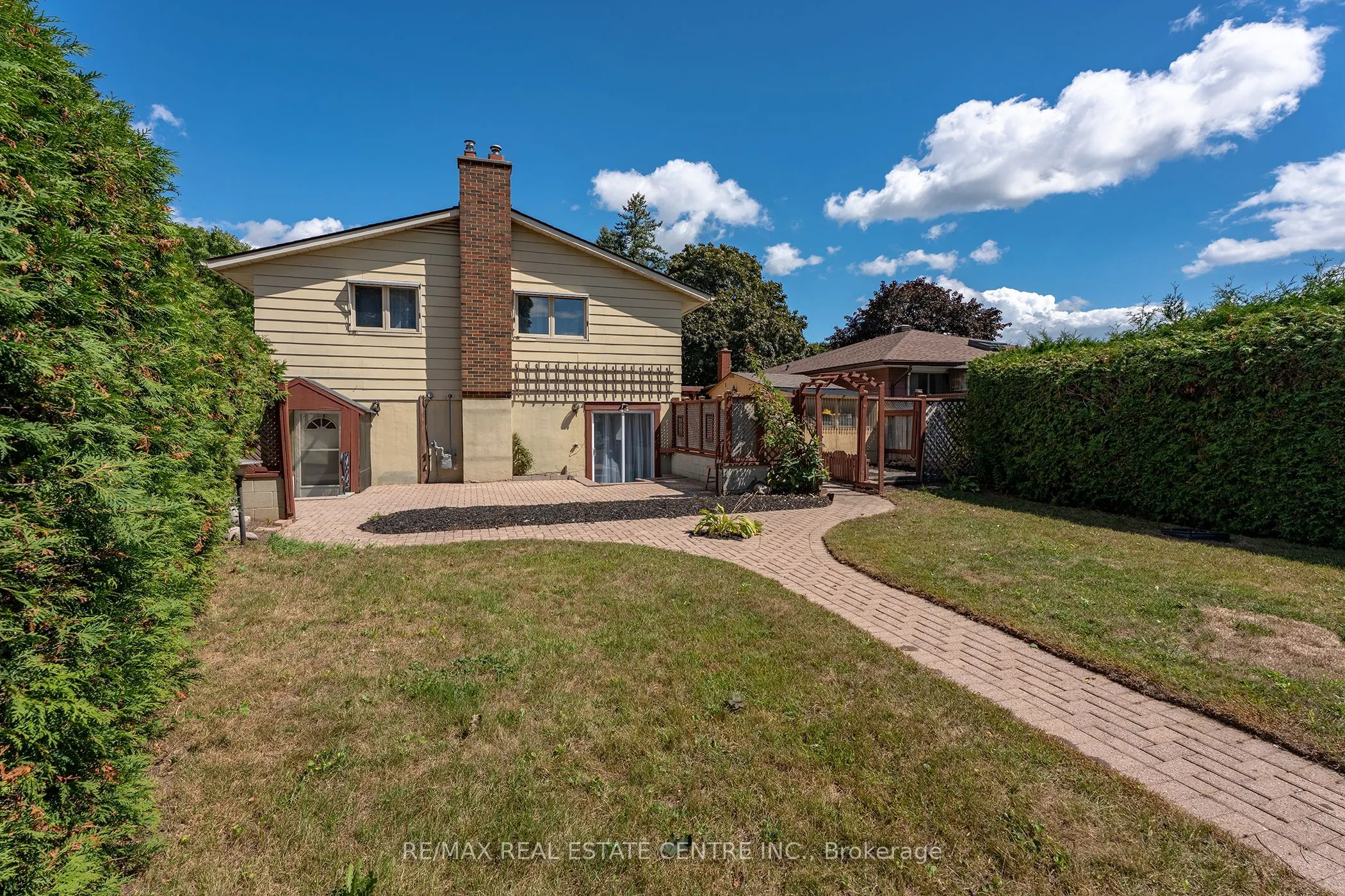 80 Rouse Avenue