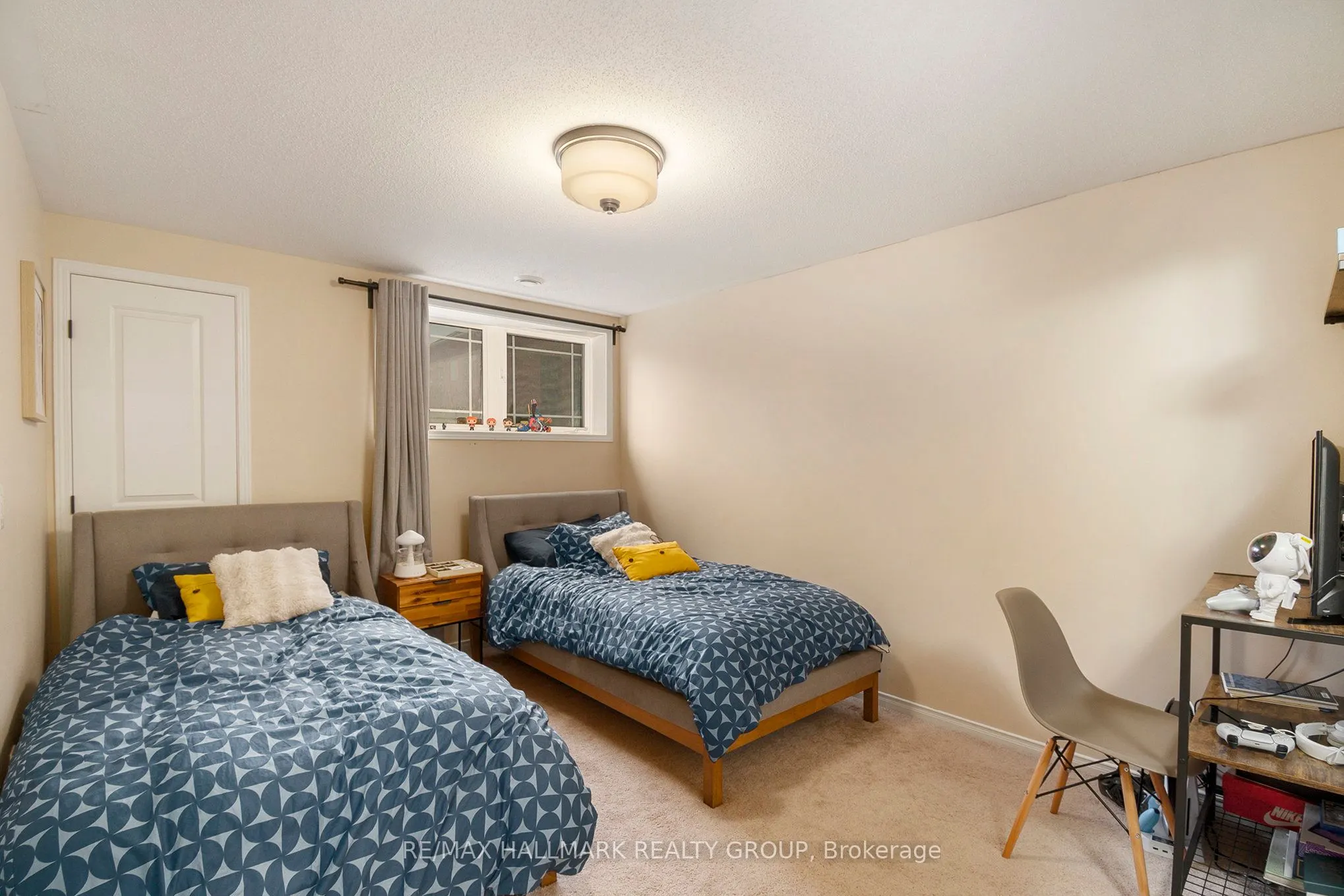 170 Den Haag Drive, #17