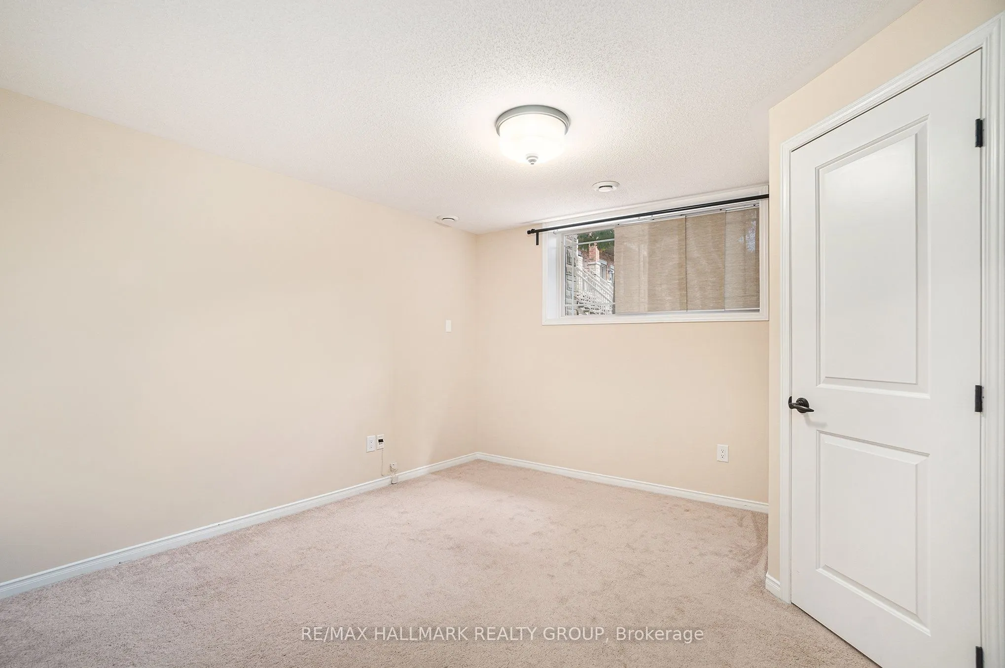 170 Den Haag Drive, #17
