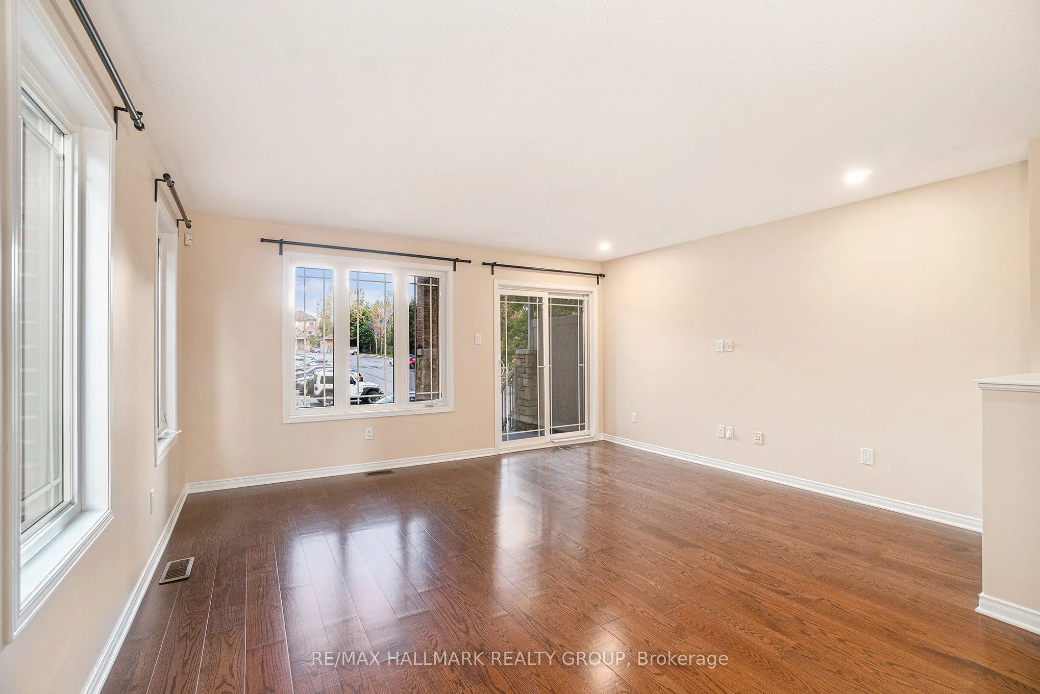 170 Den Haag Drive, #17