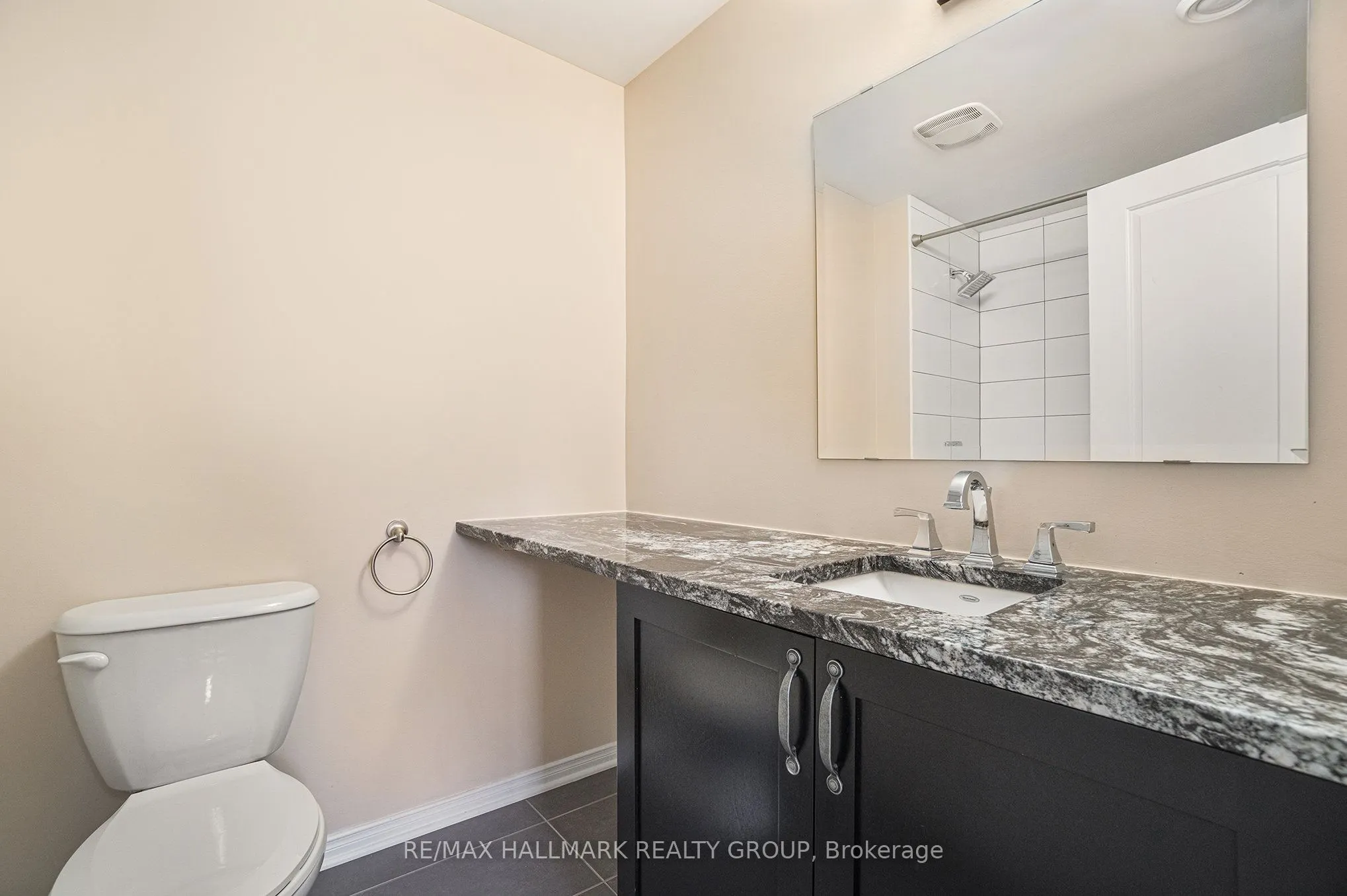 170 Den Haag Drive, #17