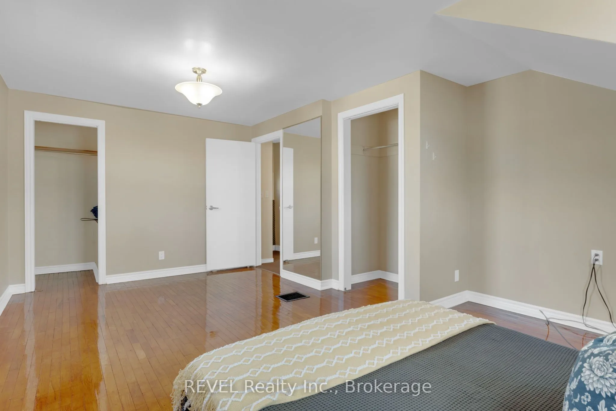 239 Becken Crescent