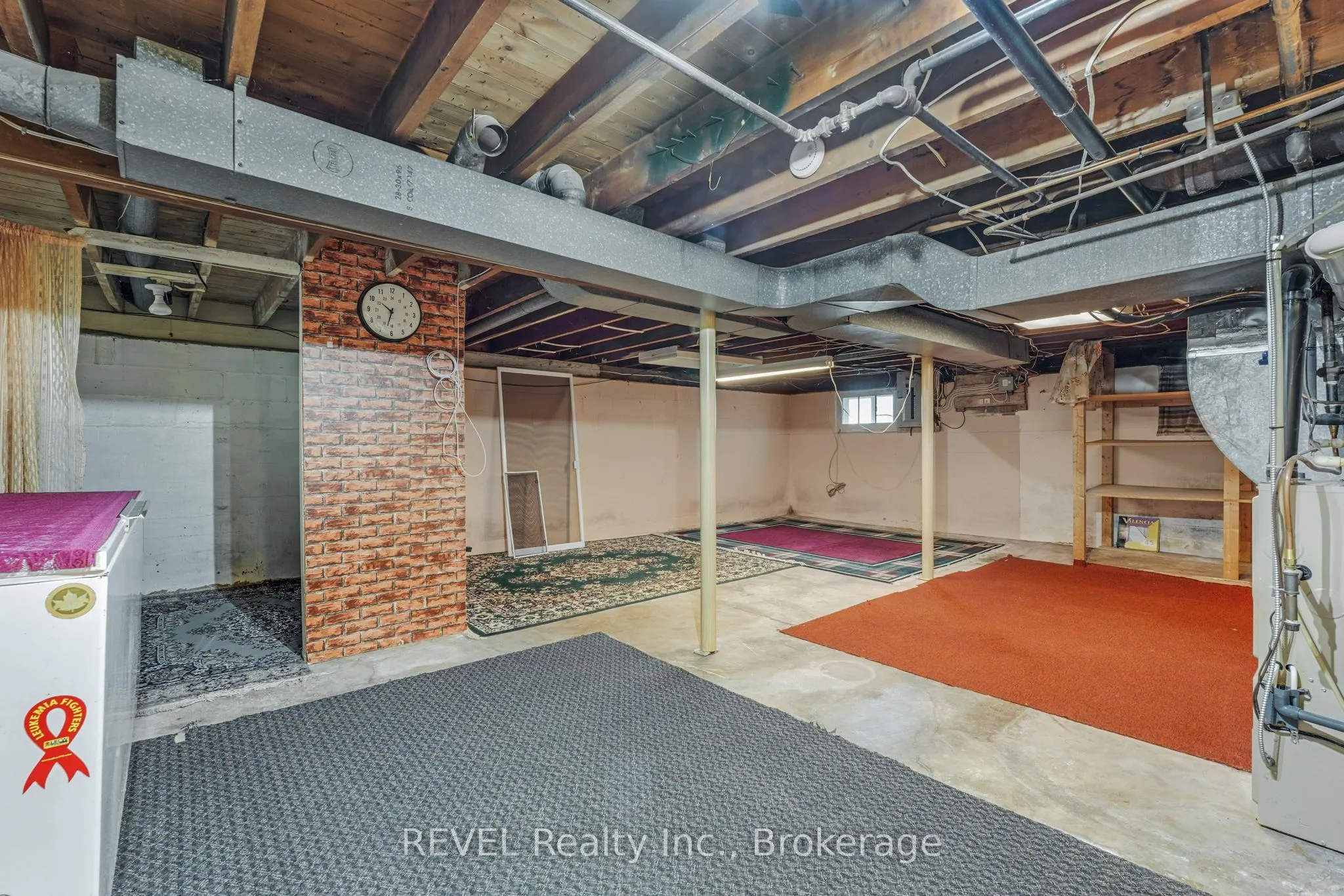 239 Becken Crescent
