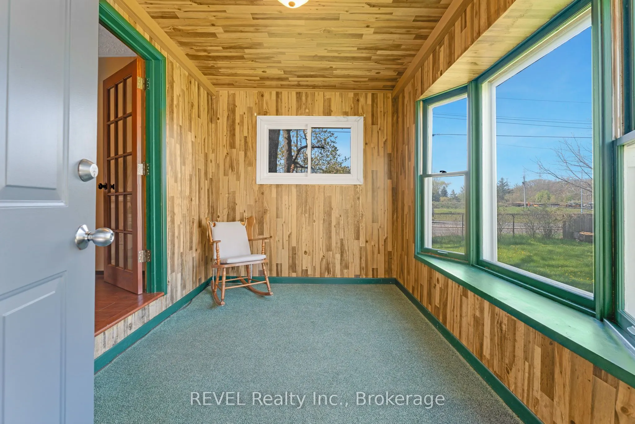 239 Becken Crescent