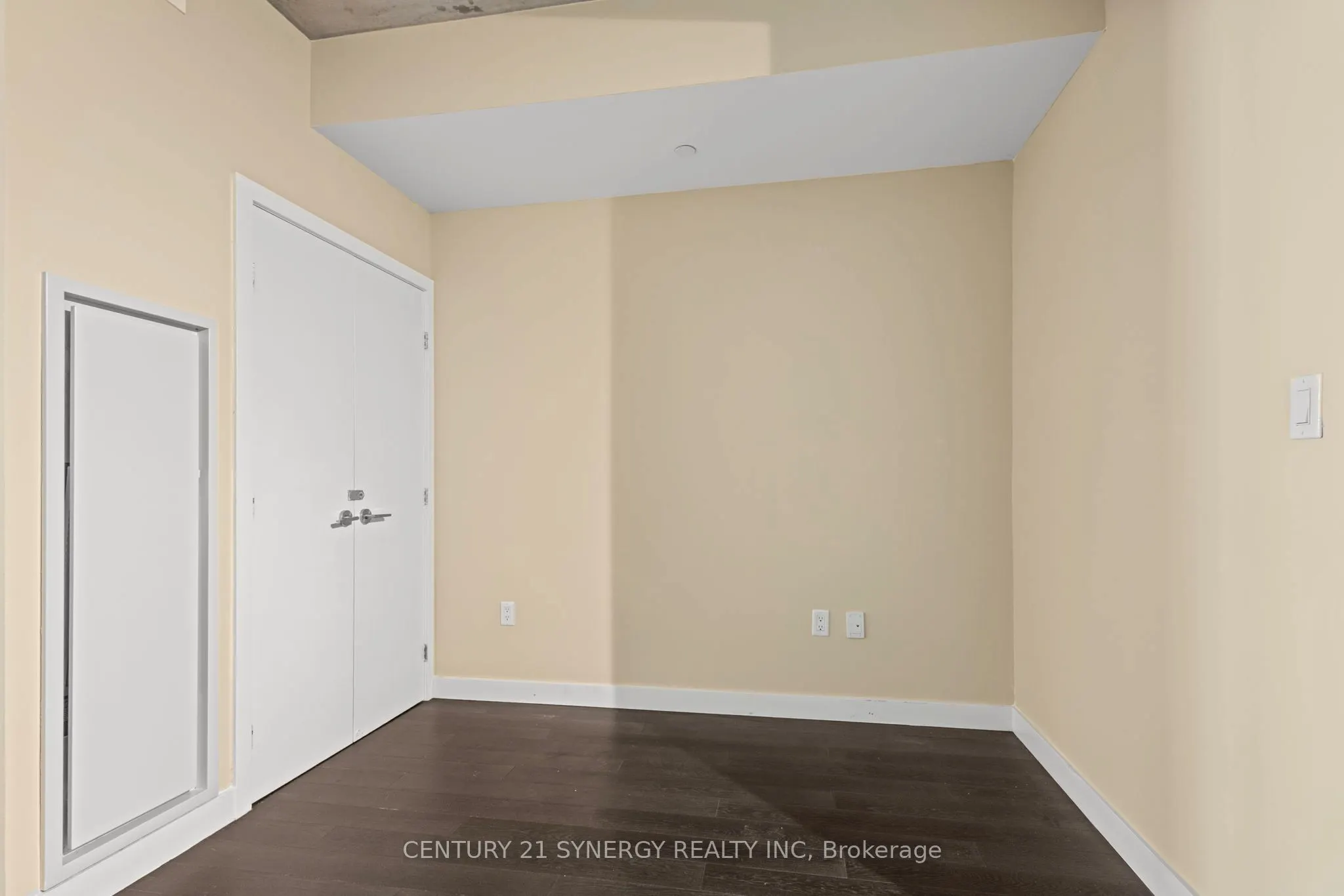 224 Lyon Street N, #313