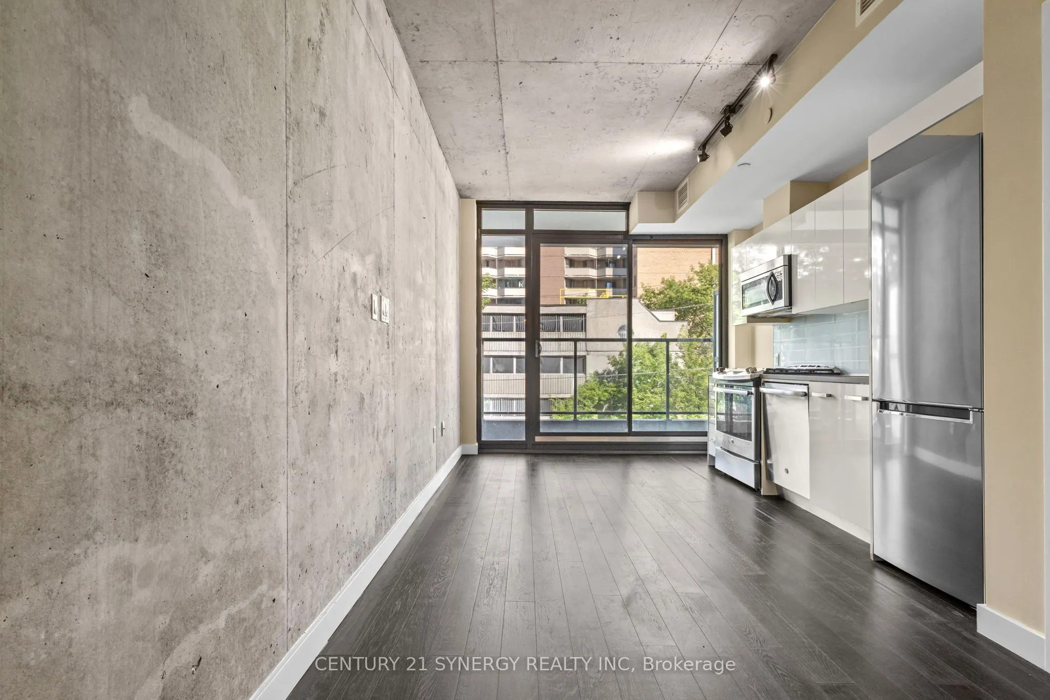 224 Lyon Street N, #313