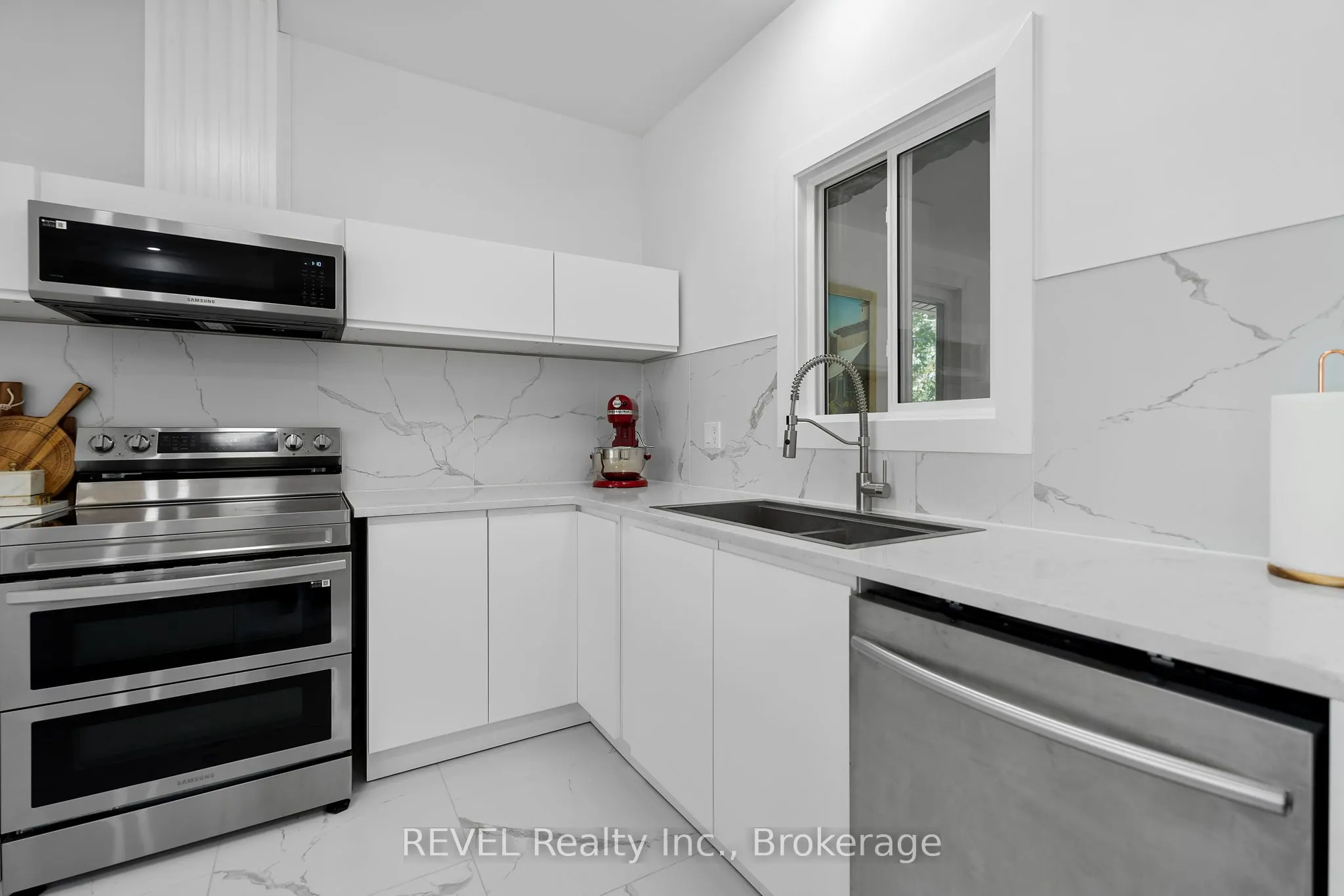 1546 Nigh Road