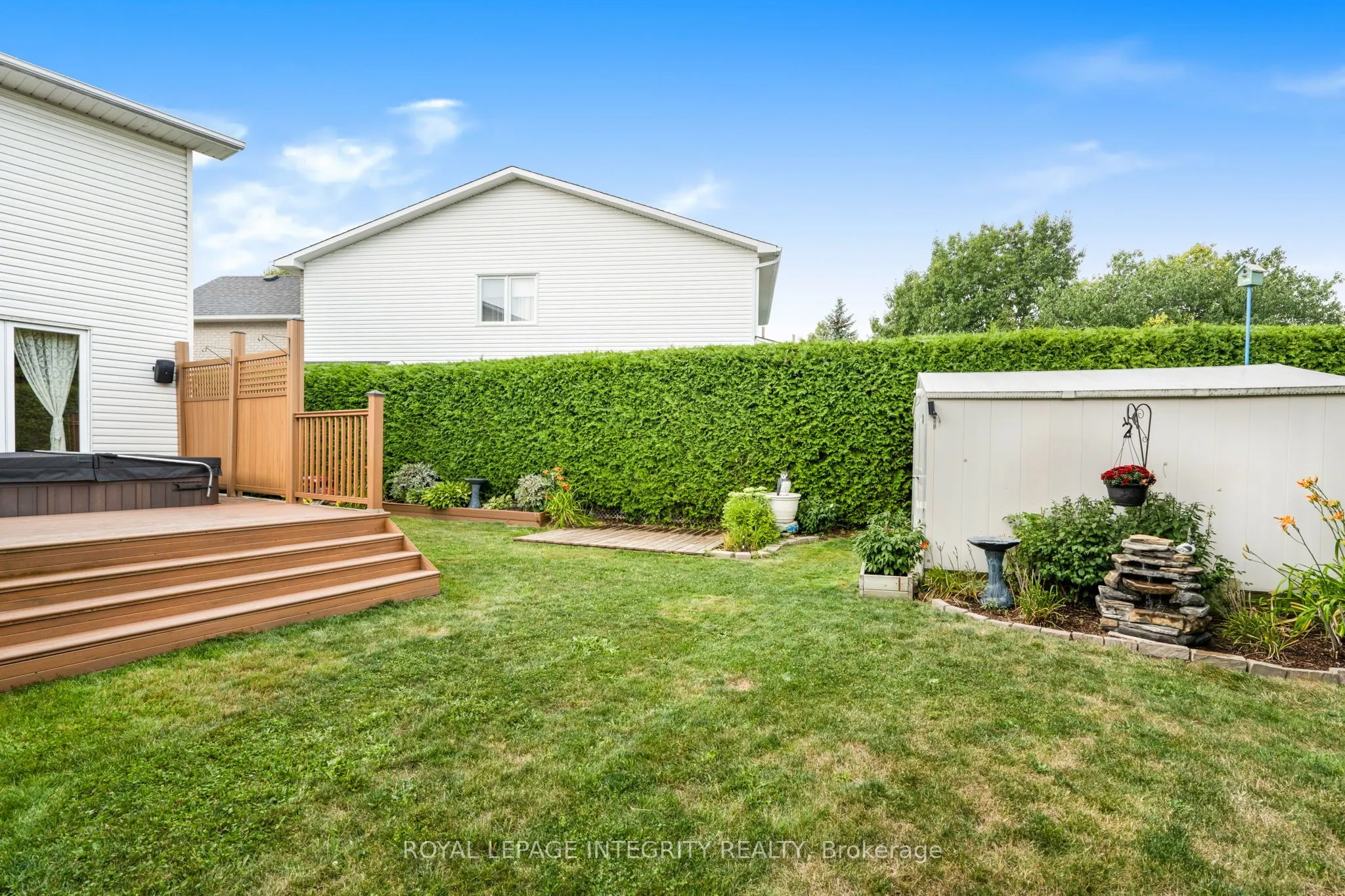 1659 Toulouse Crescent