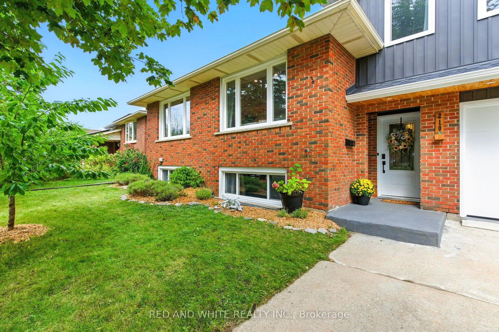 210 Northlake Drive