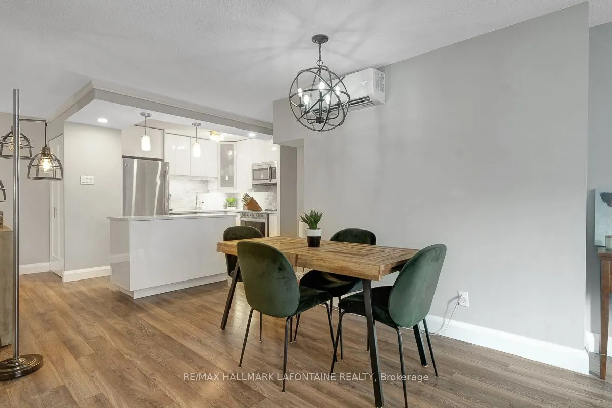475 Laurier Avenue W, #401