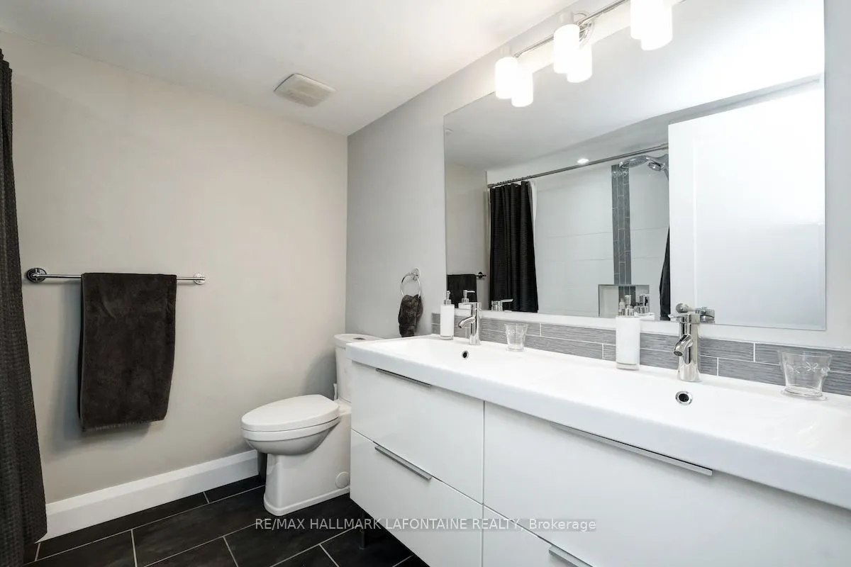 475 Laurier Avenue W, #401