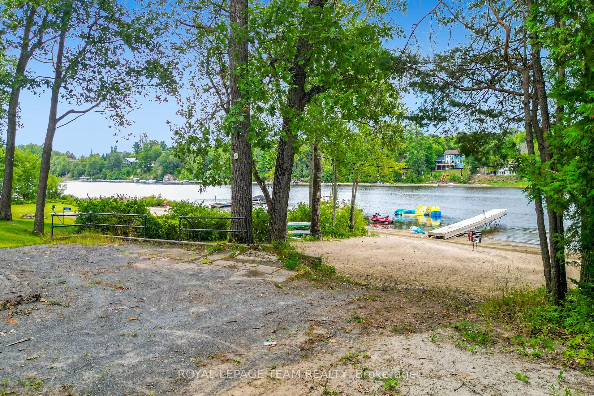 1142 Bayview Drive