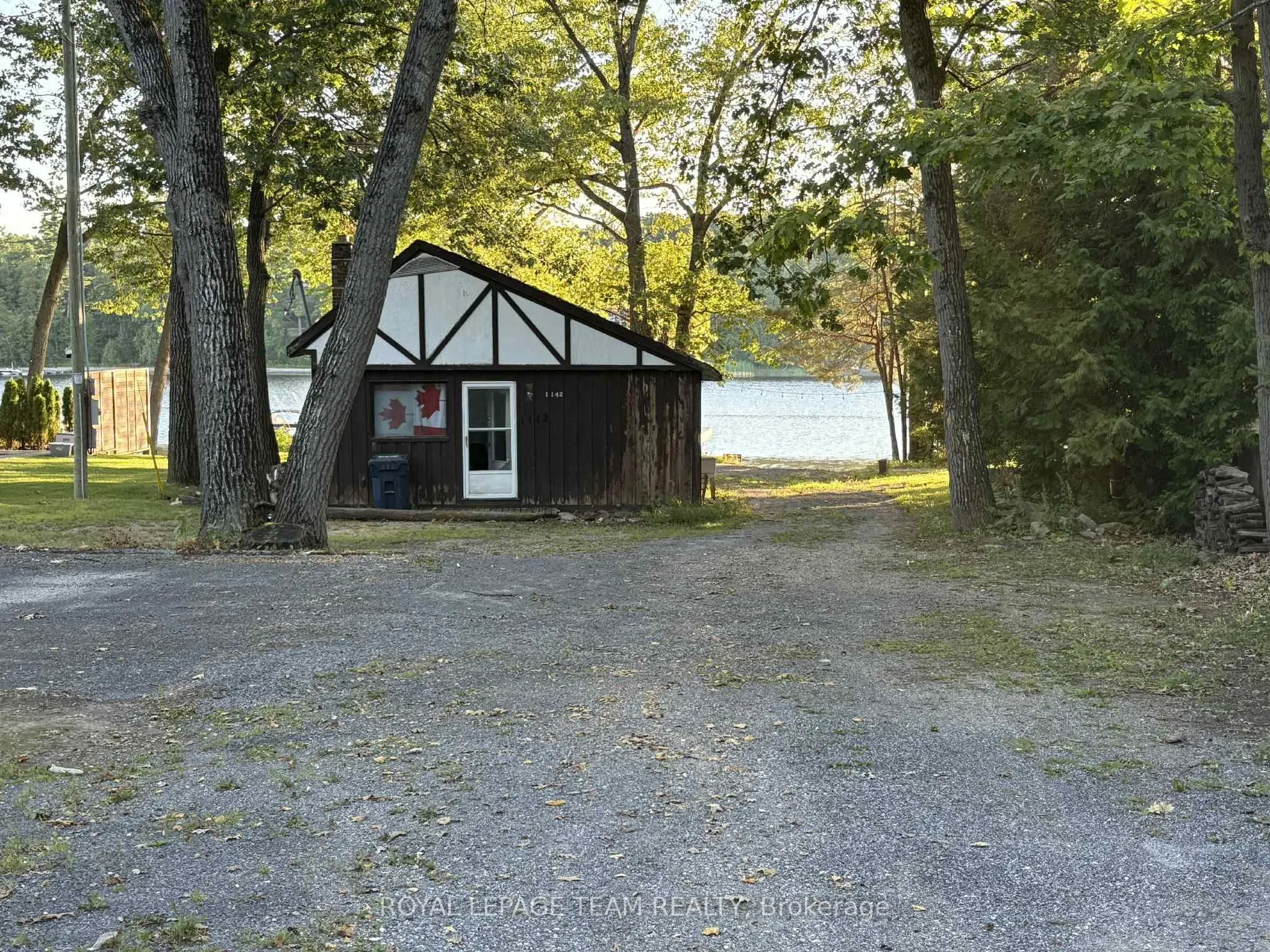 1142 Bayview Drive
