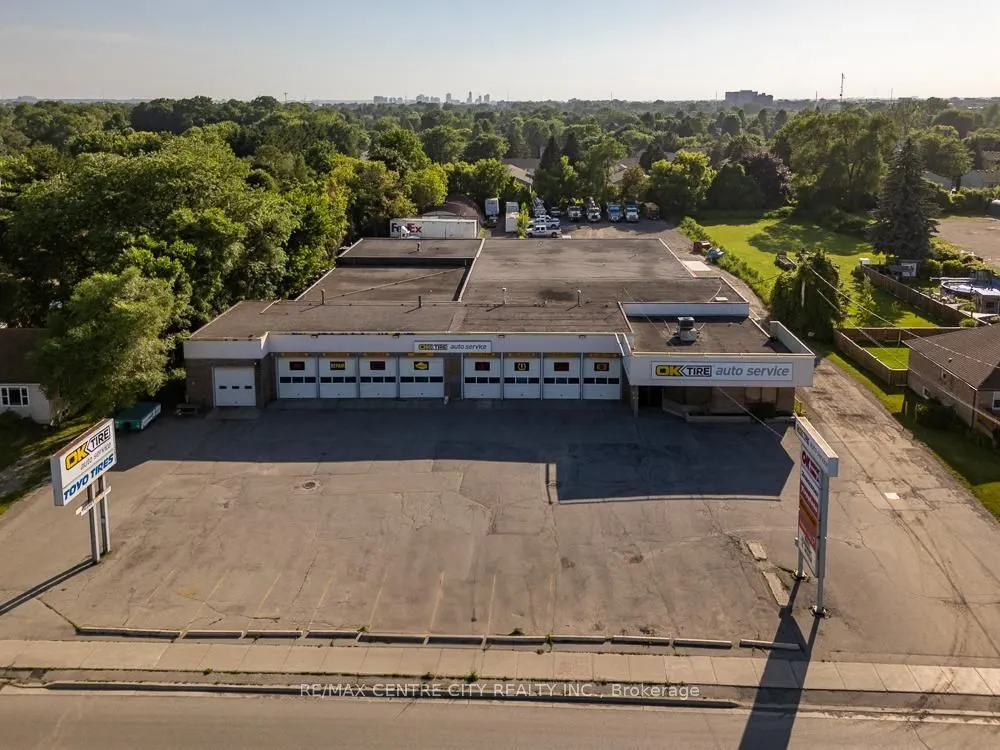 563 Clarke Road