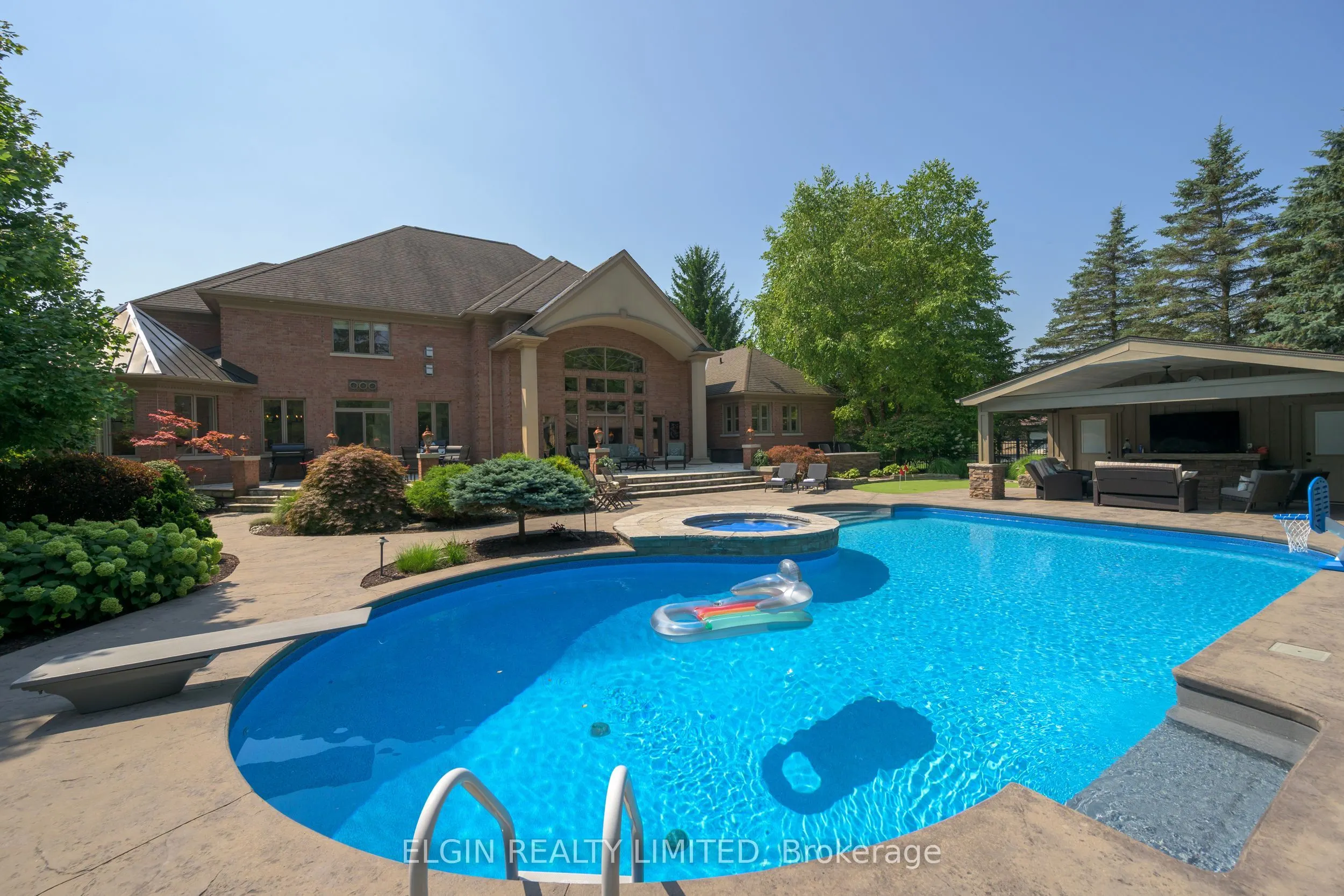 42672 Meadow Wood Lane