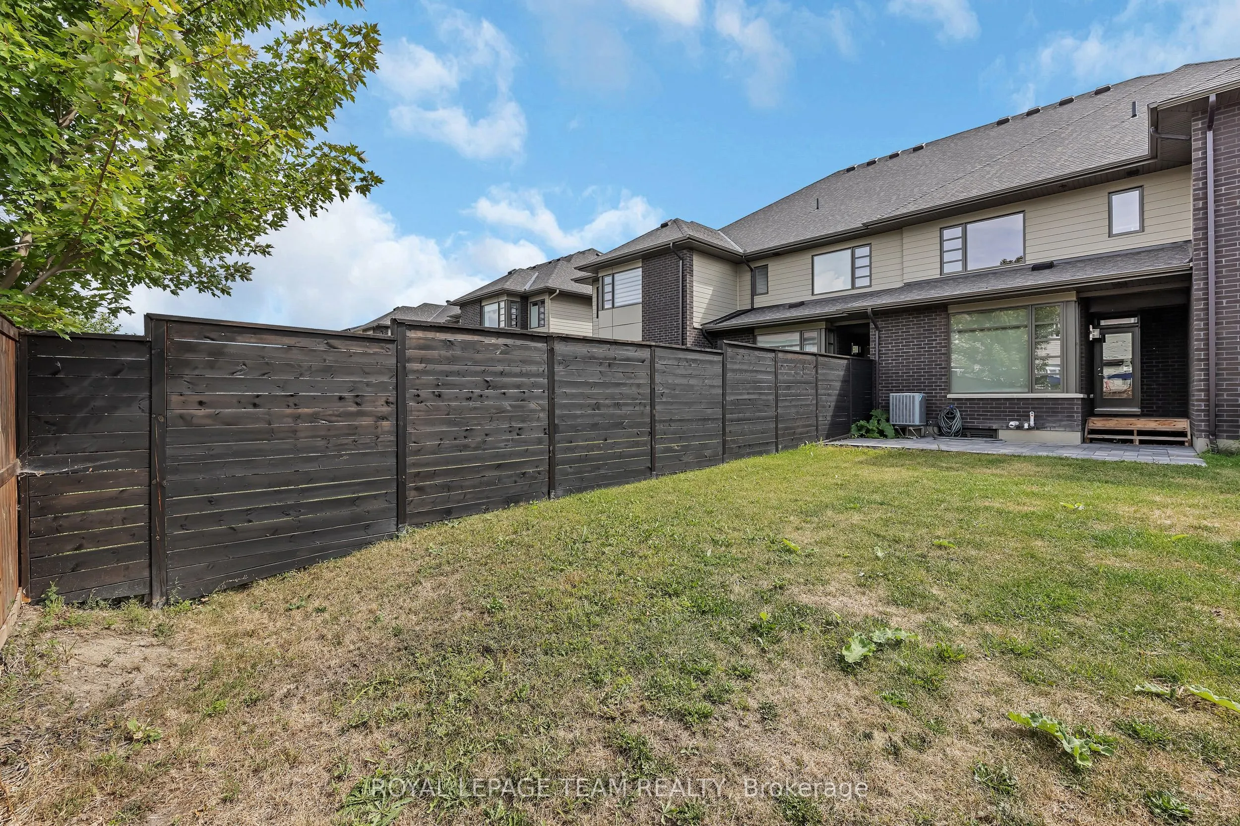 522 Borbridge Avenue