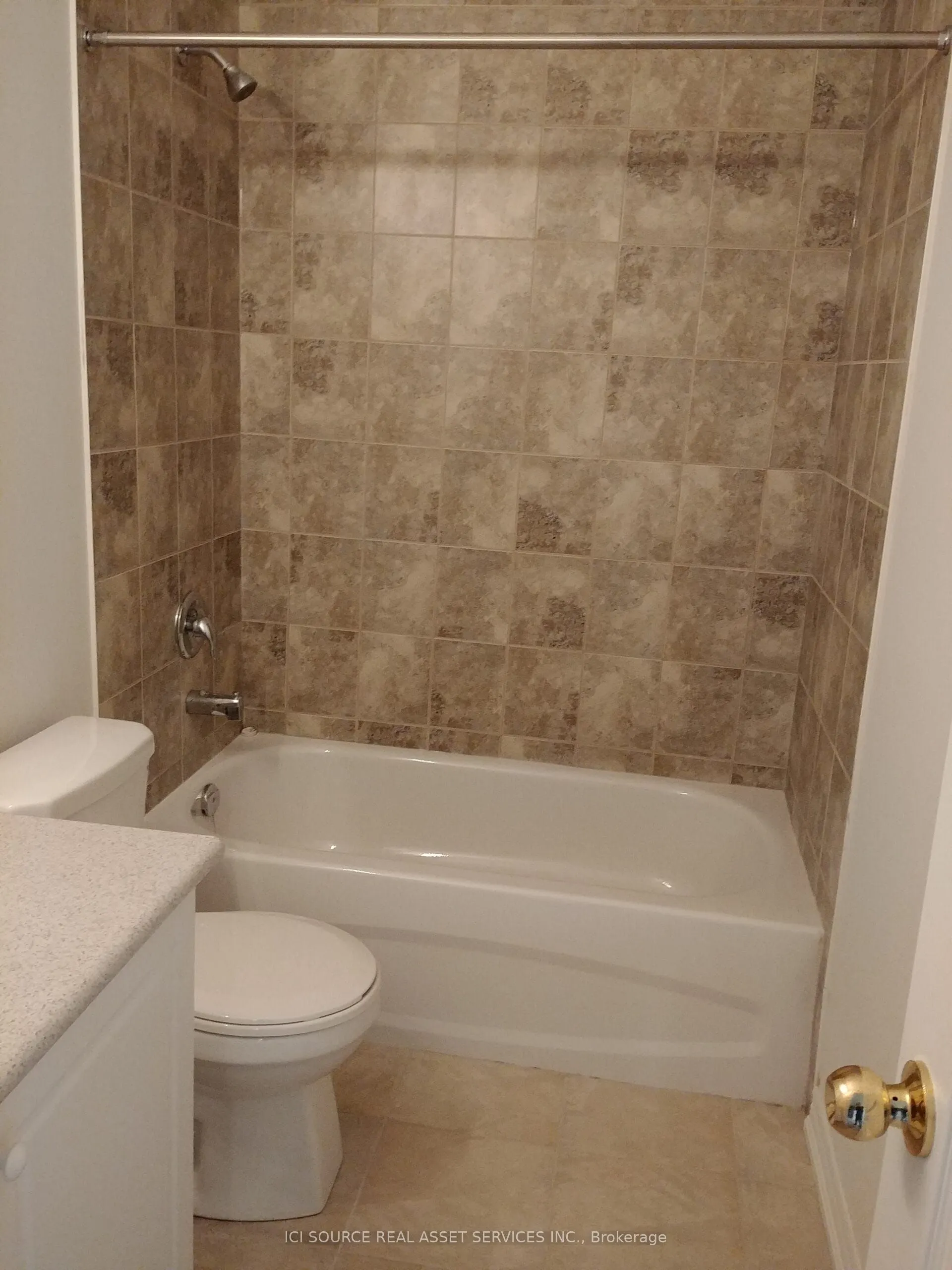 403 Westwood Drive, #3