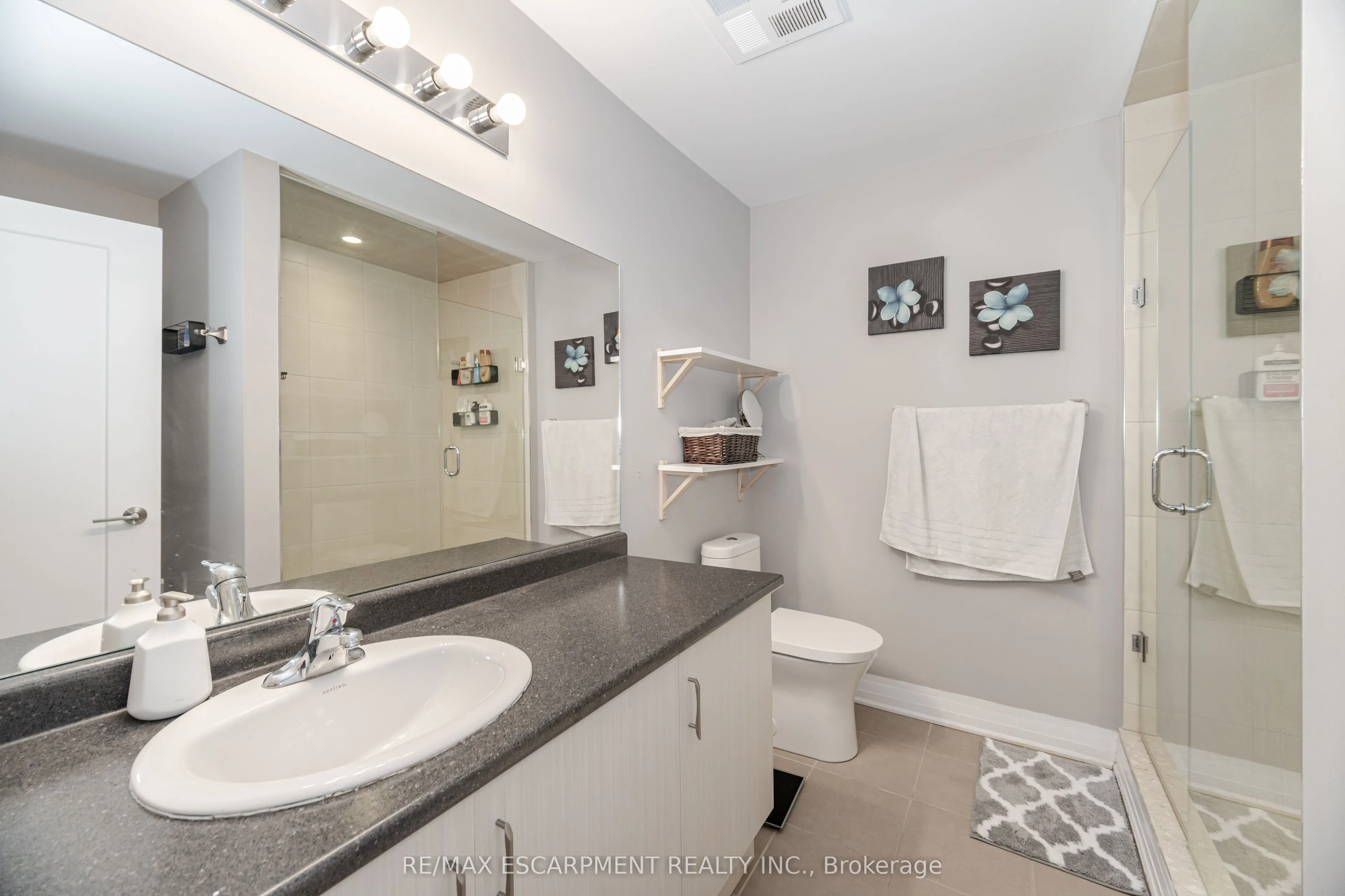 10 CONCORD Place, #308