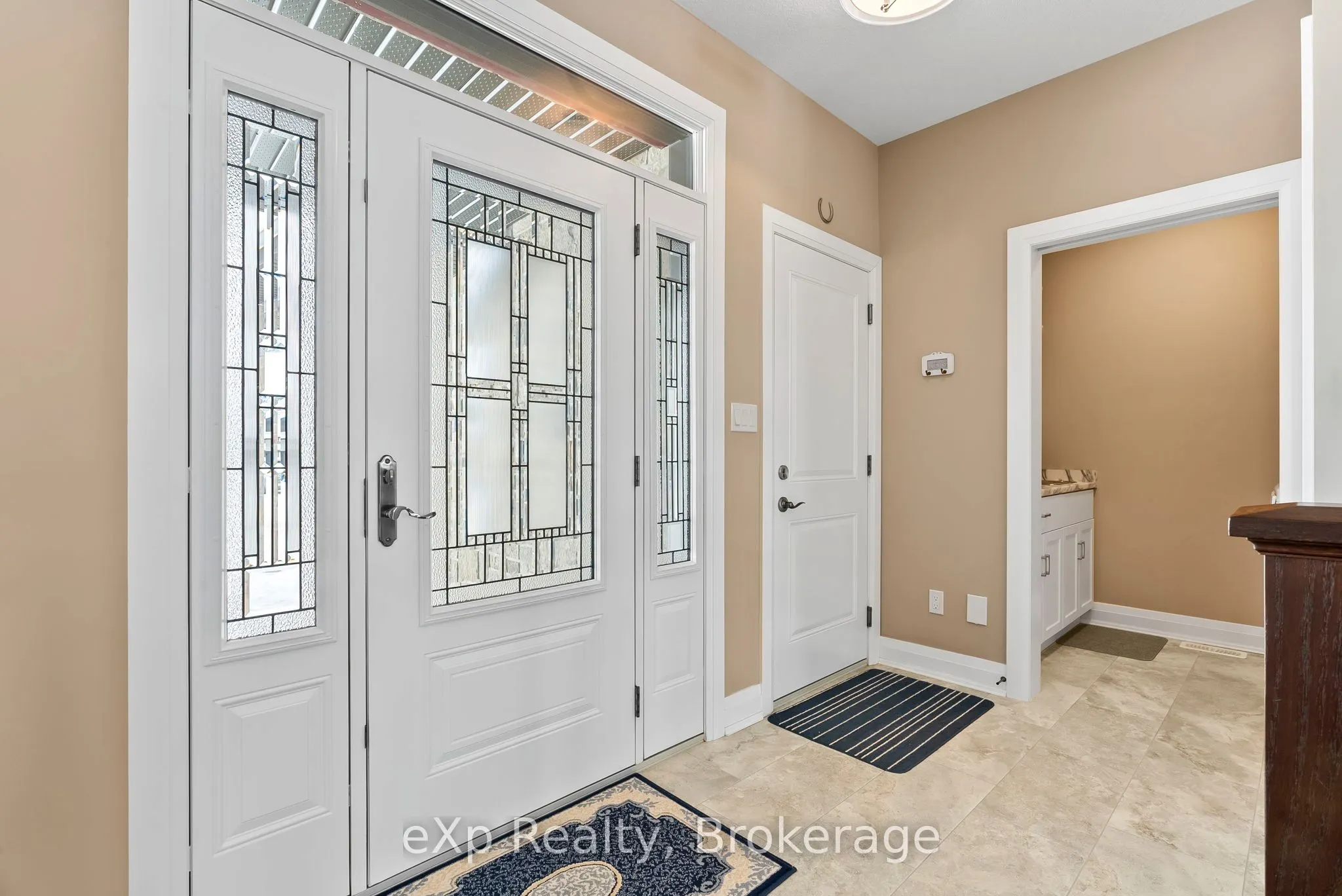 127 DOUG'S Crescent