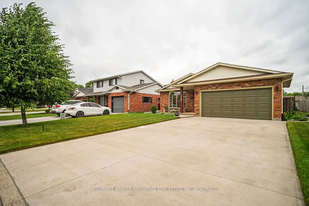 7362 Nathan Crescent