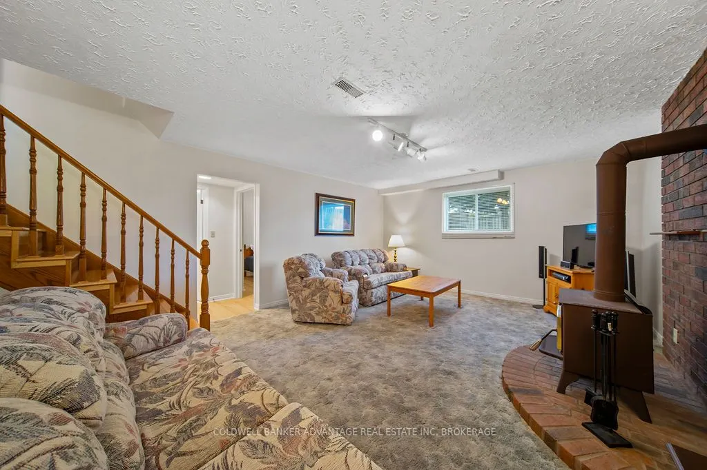 7362 Nathan Crescent