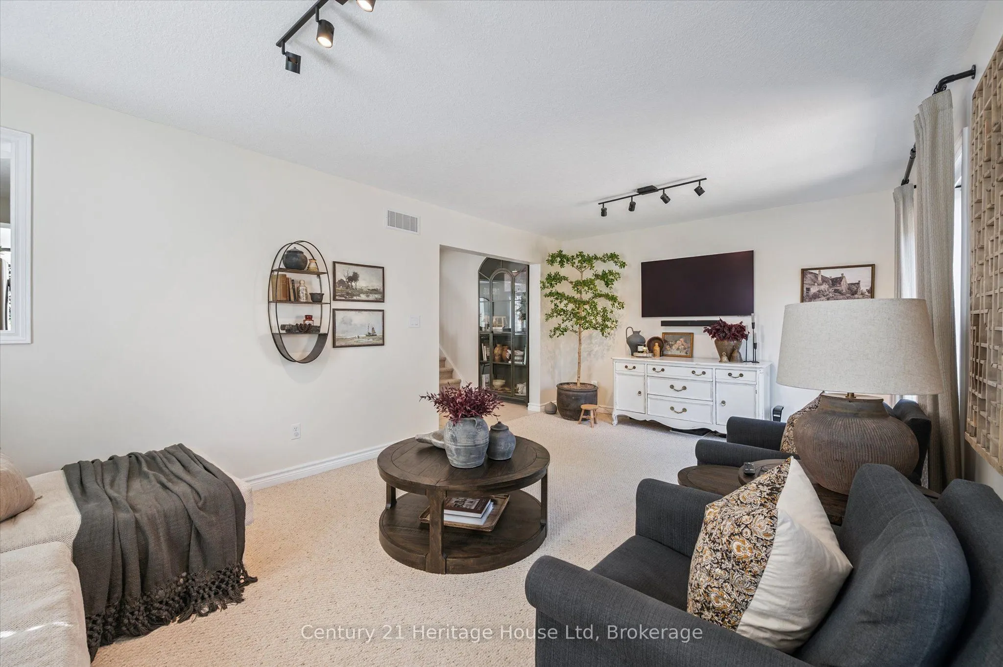 20 Shackleton Drive, #7