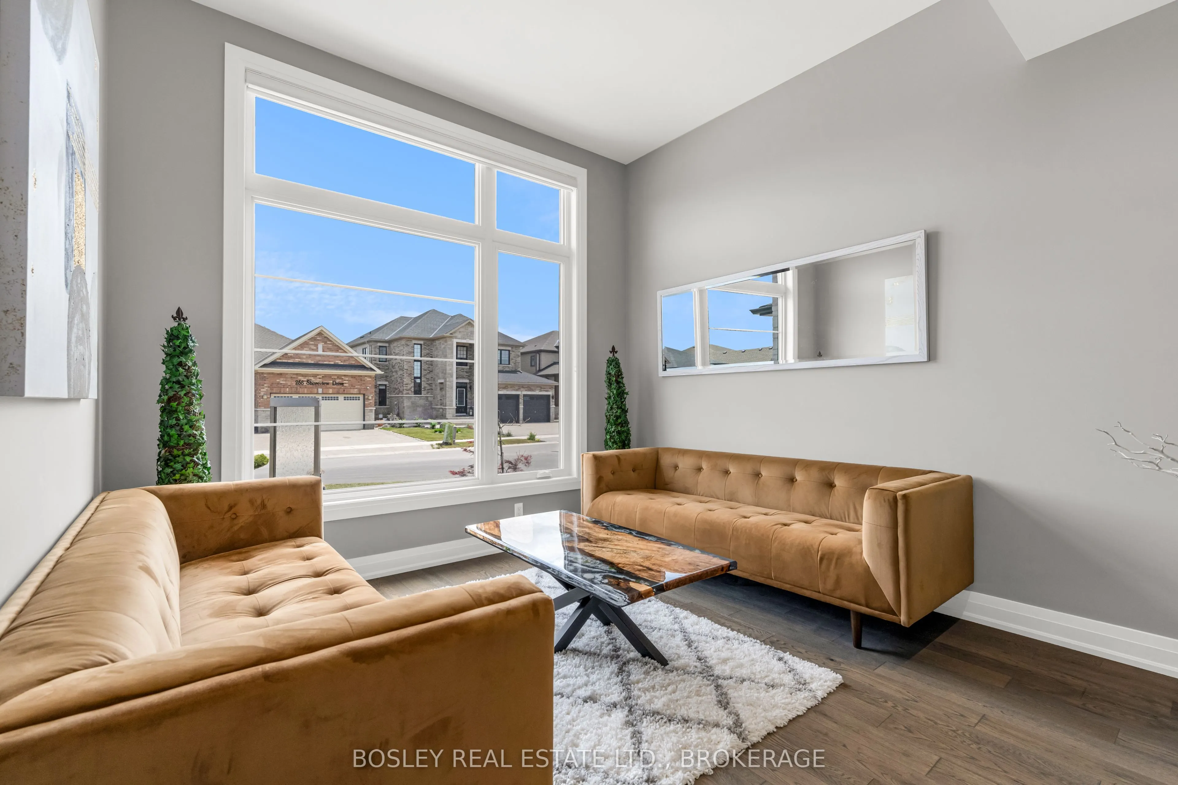 251 Shoreview Drive
