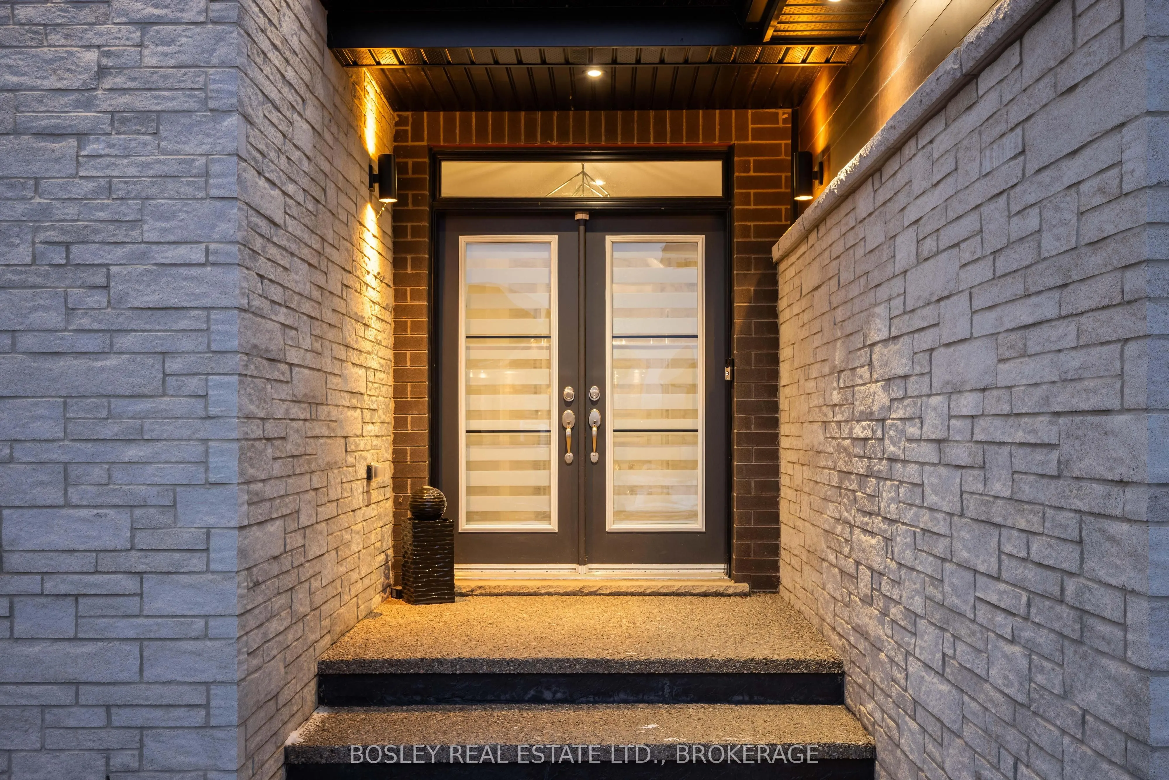 251 Shoreview Drive
