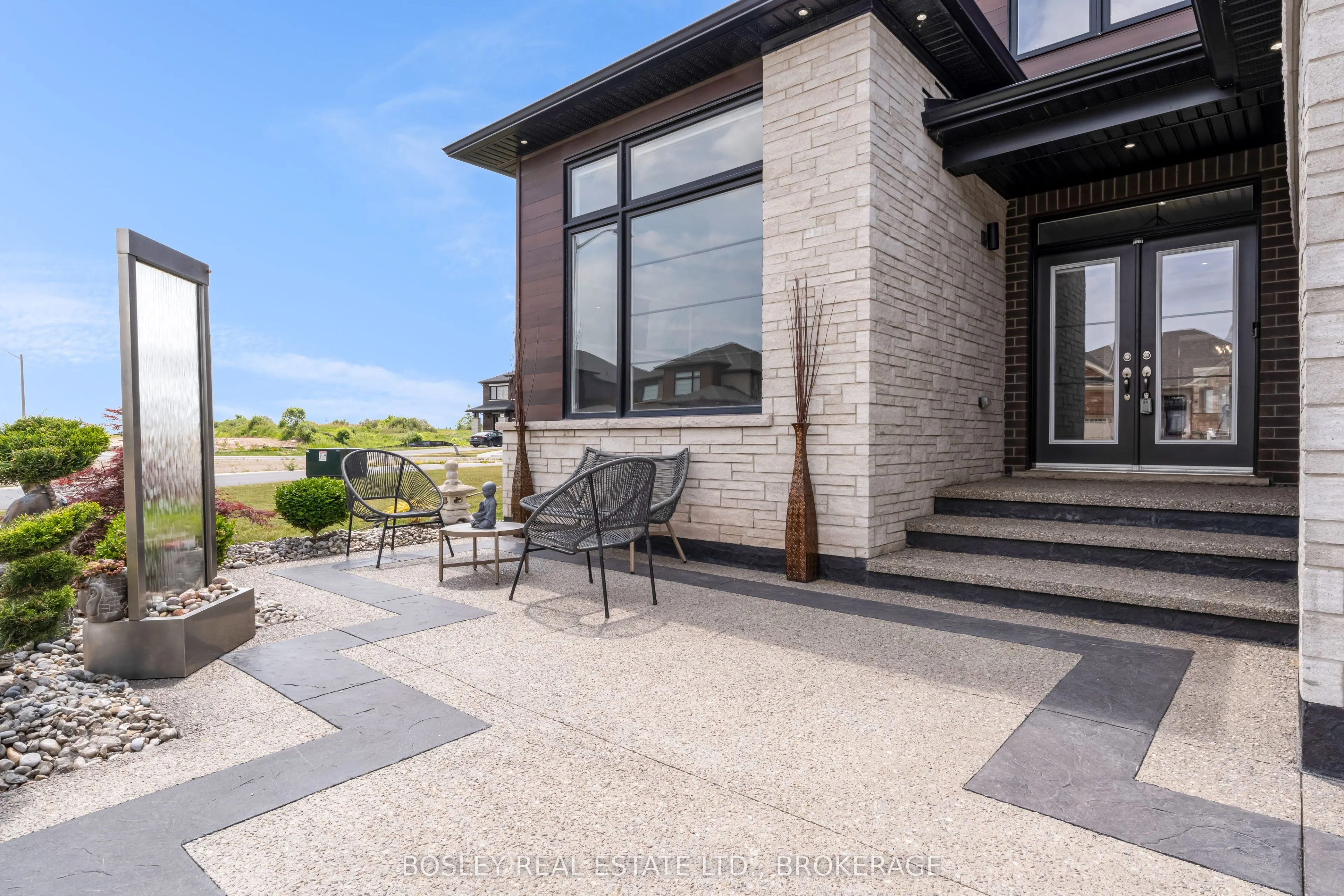 251 Shoreview Drive