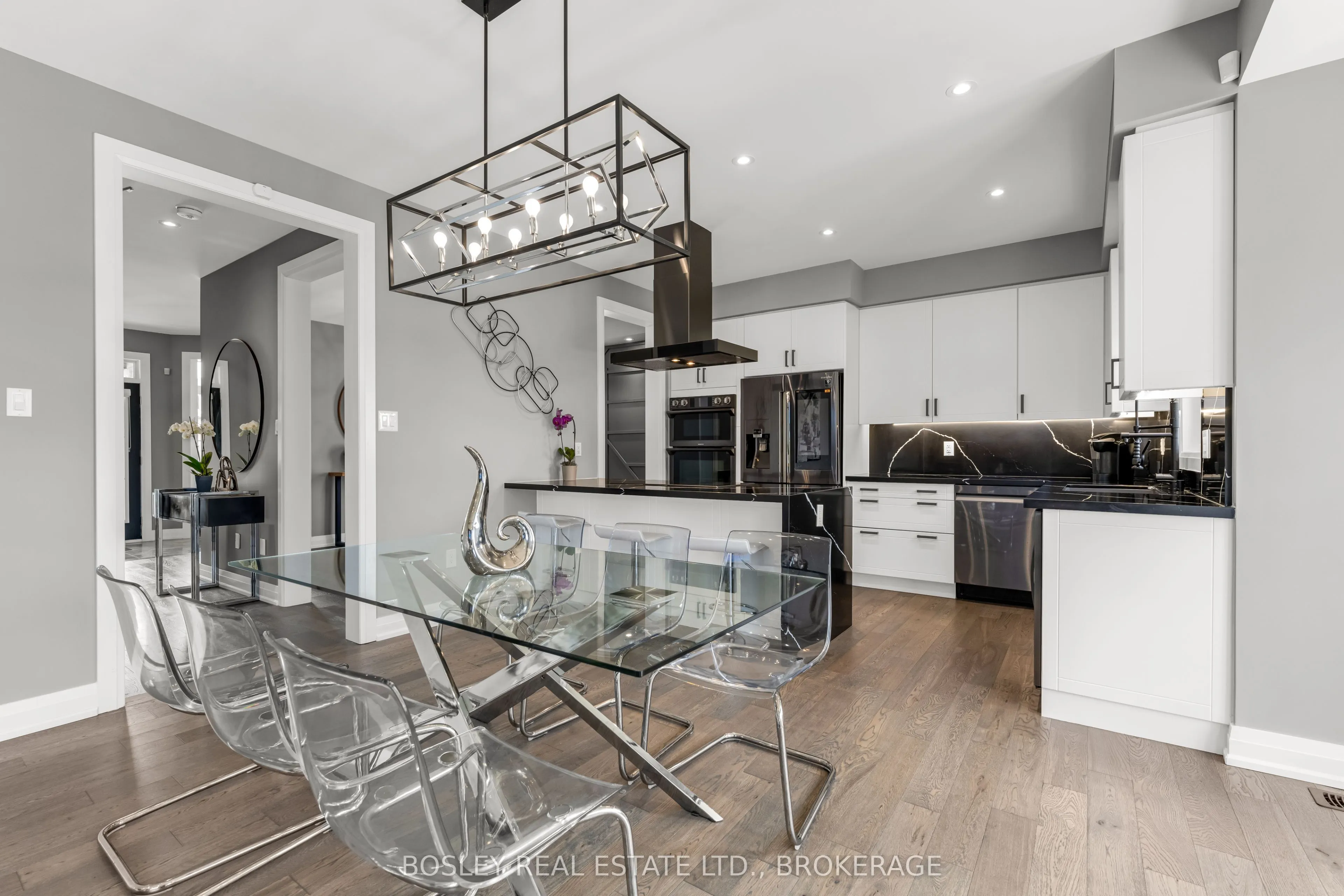 251 Shoreview Drive