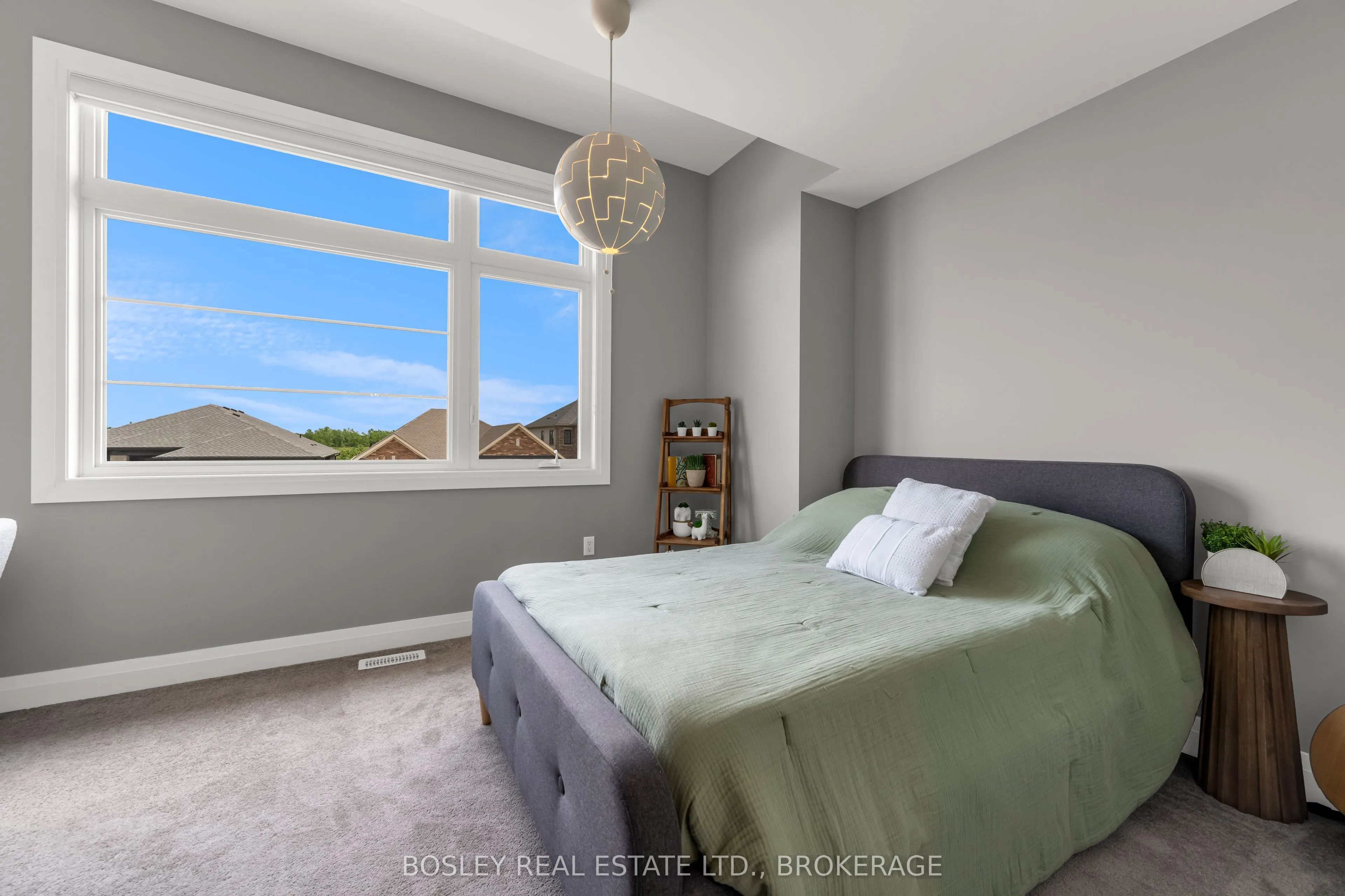 251 Shoreview Drive