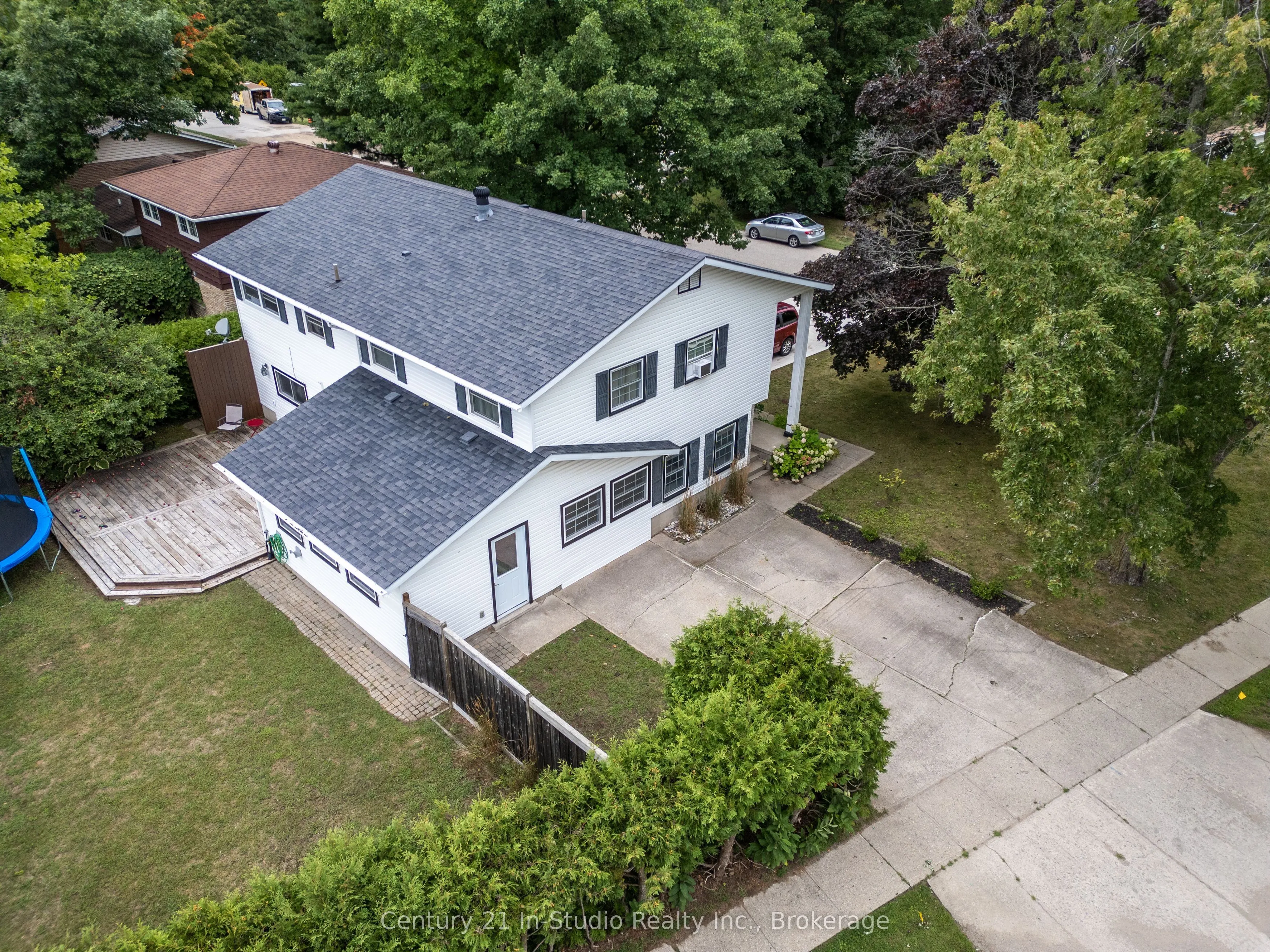 696 Christopher Drive