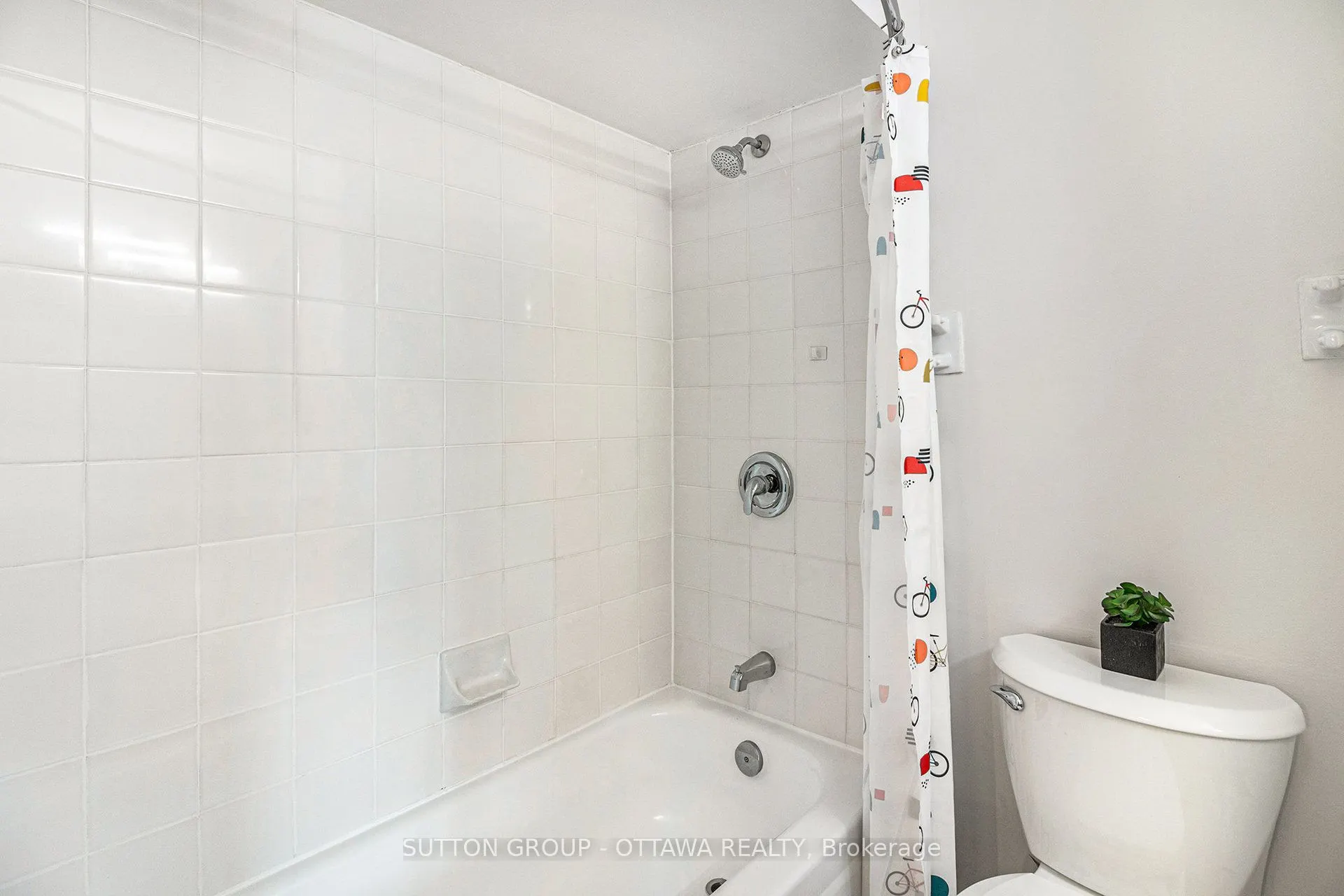 270 Brittany Drive, #314