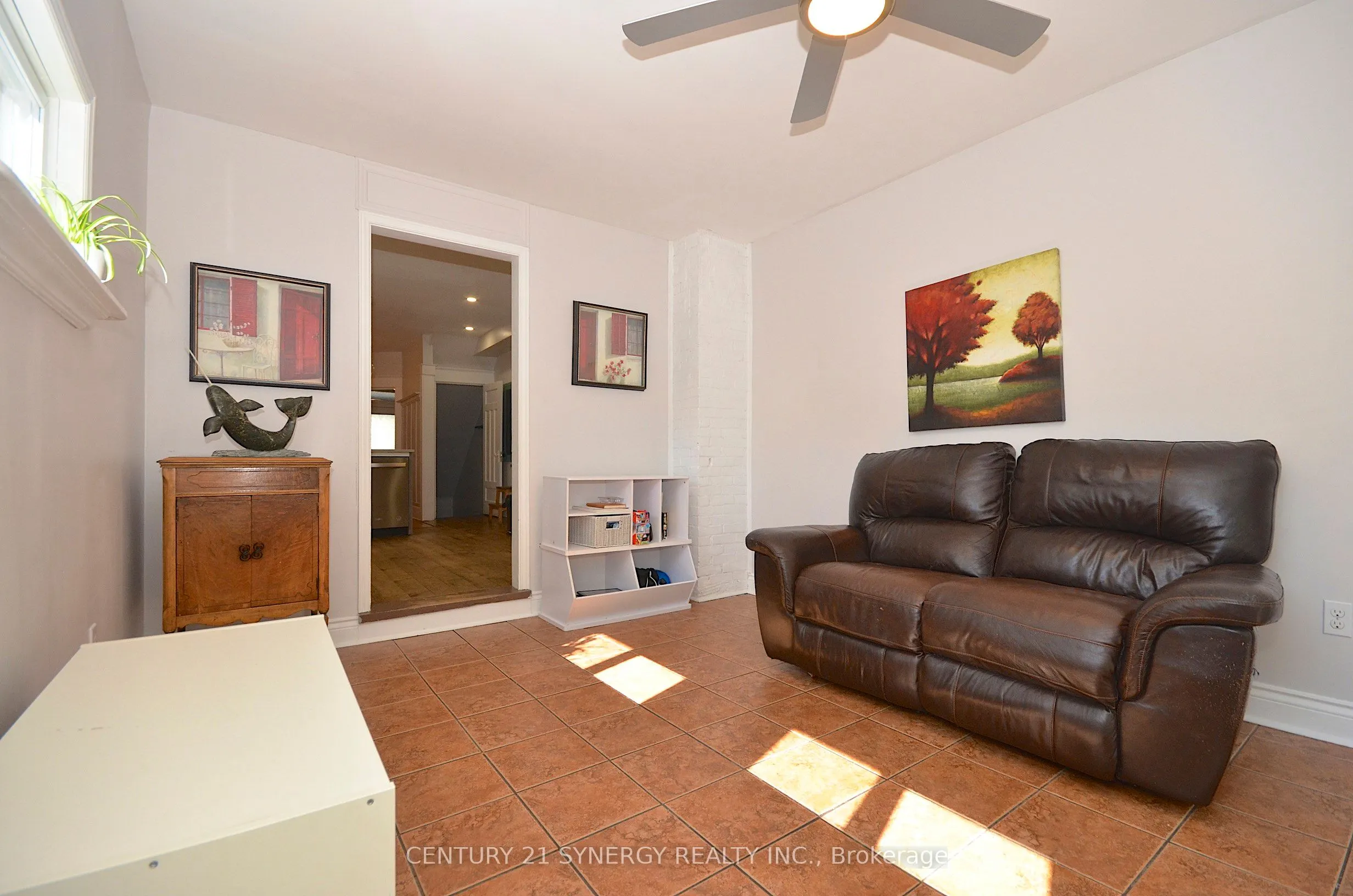 47 Roslyn Avenue
