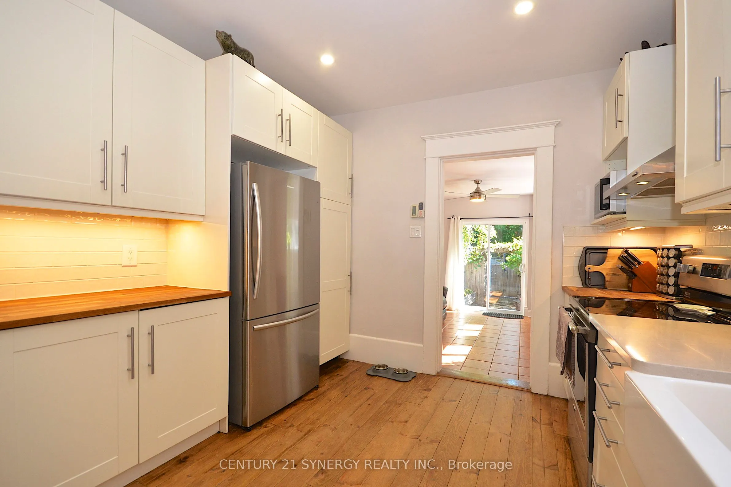 47 Roslyn Avenue