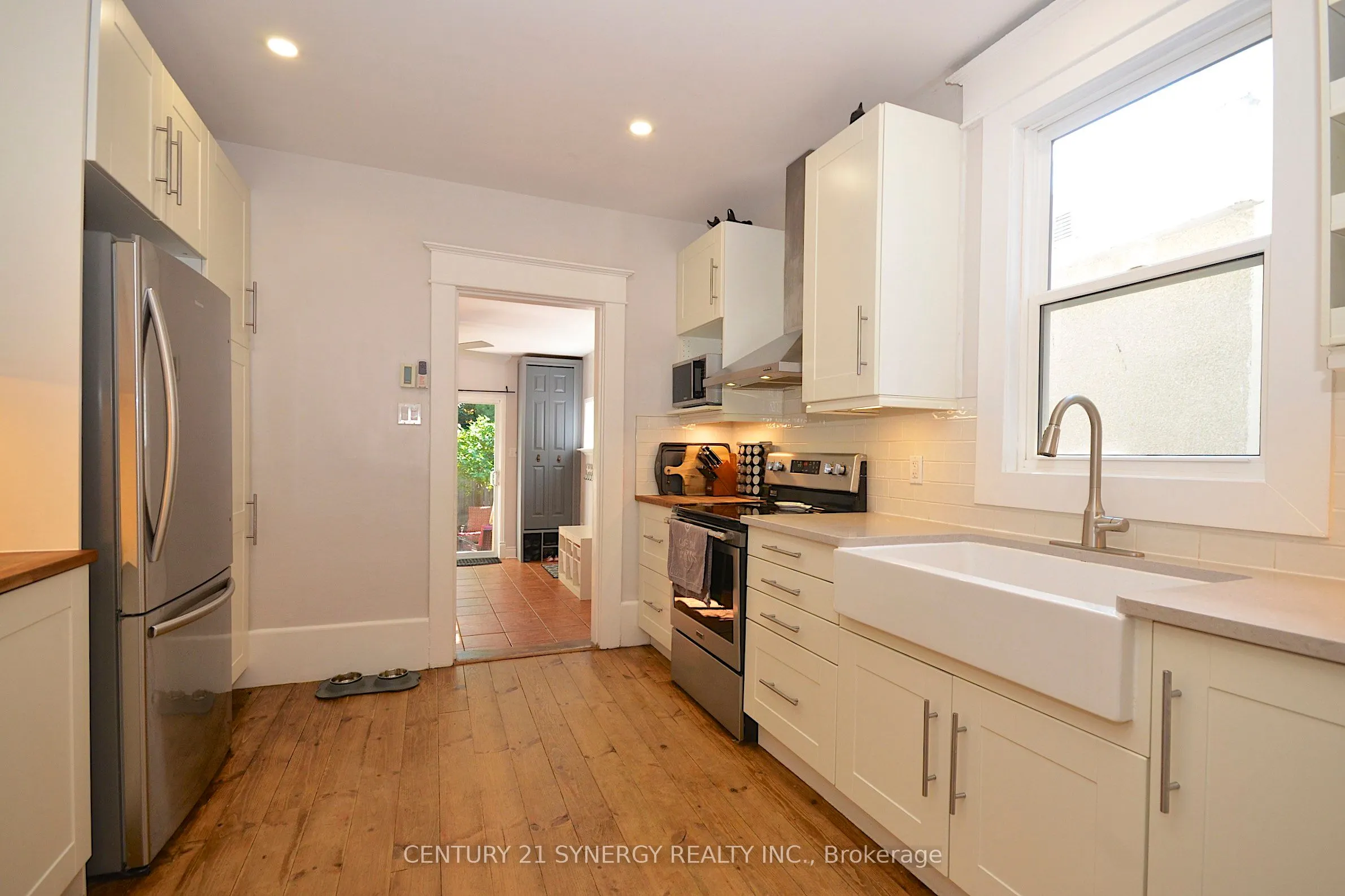 47 Roslyn Avenue