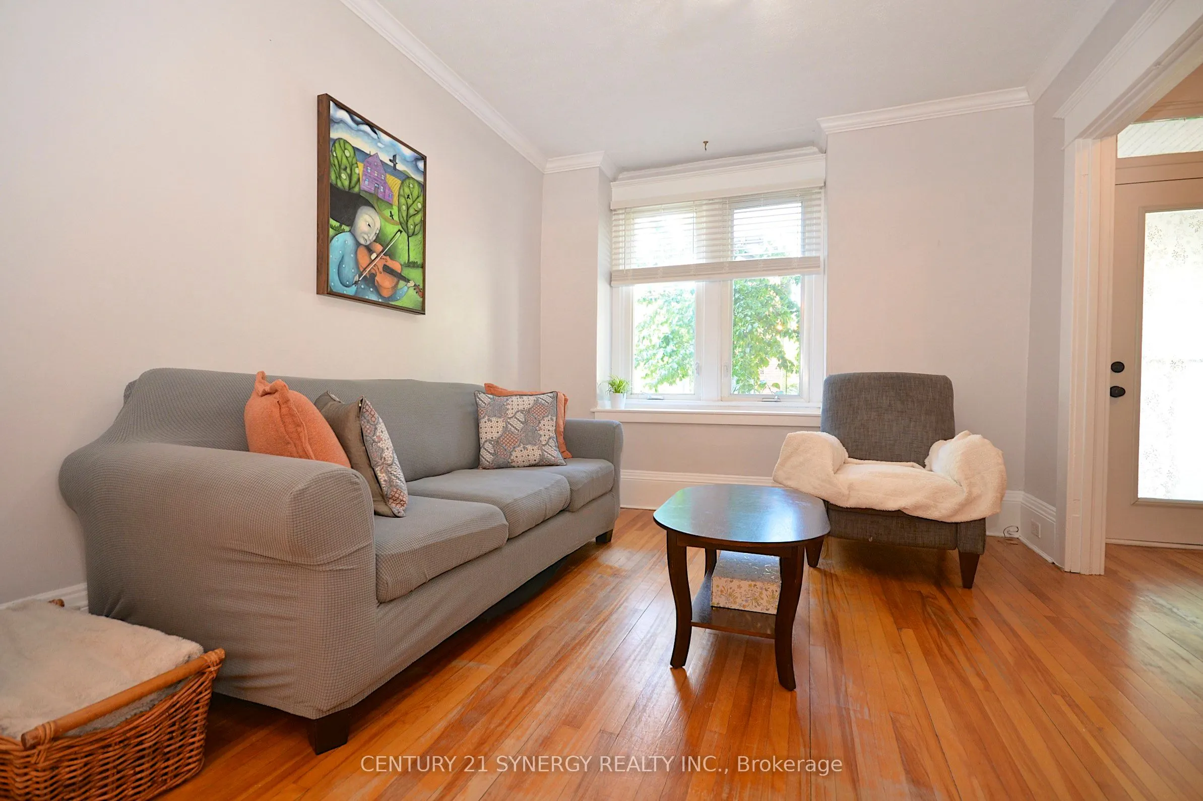 47 Roslyn Avenue