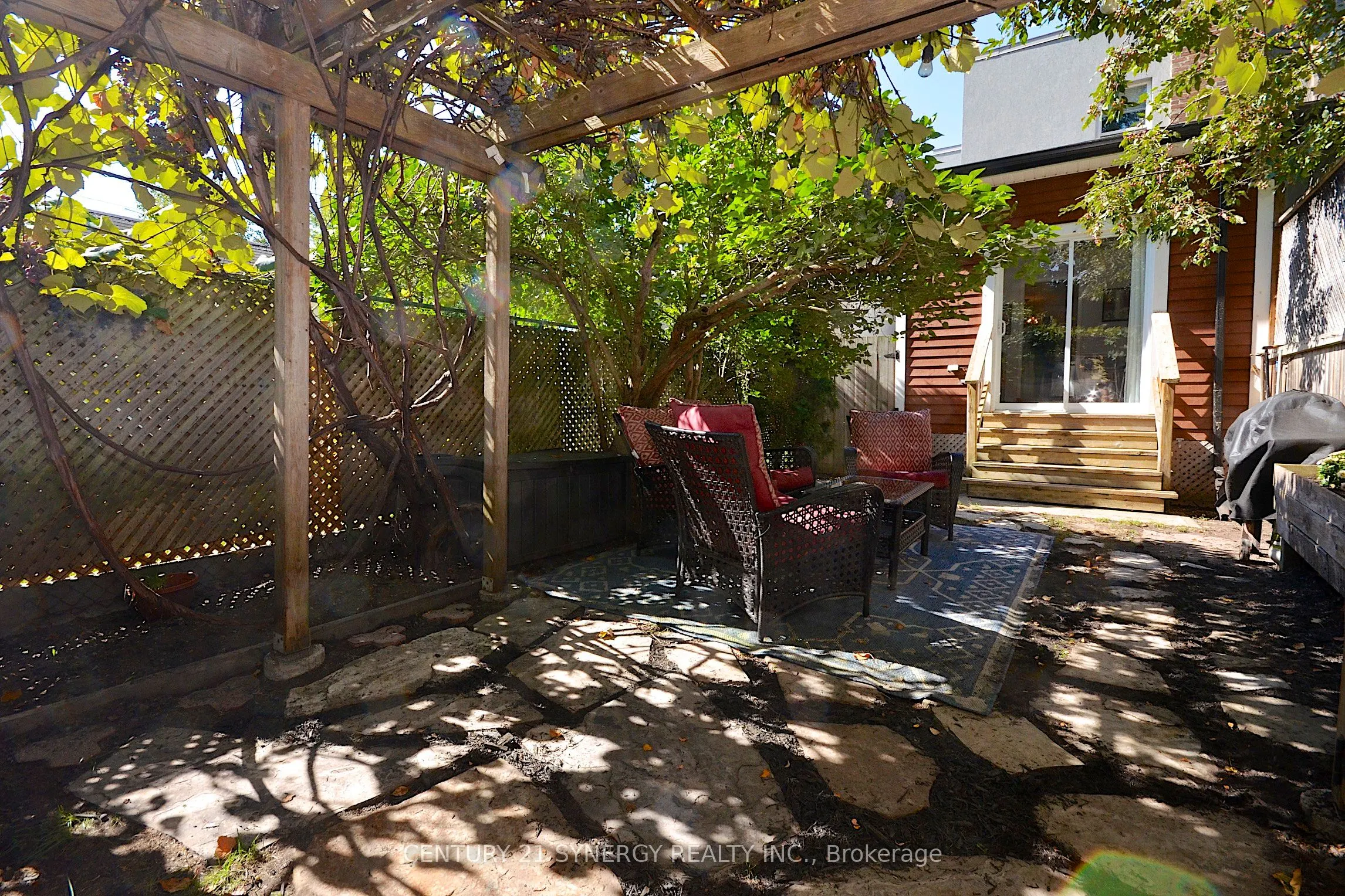 47 Roslyn Avenue