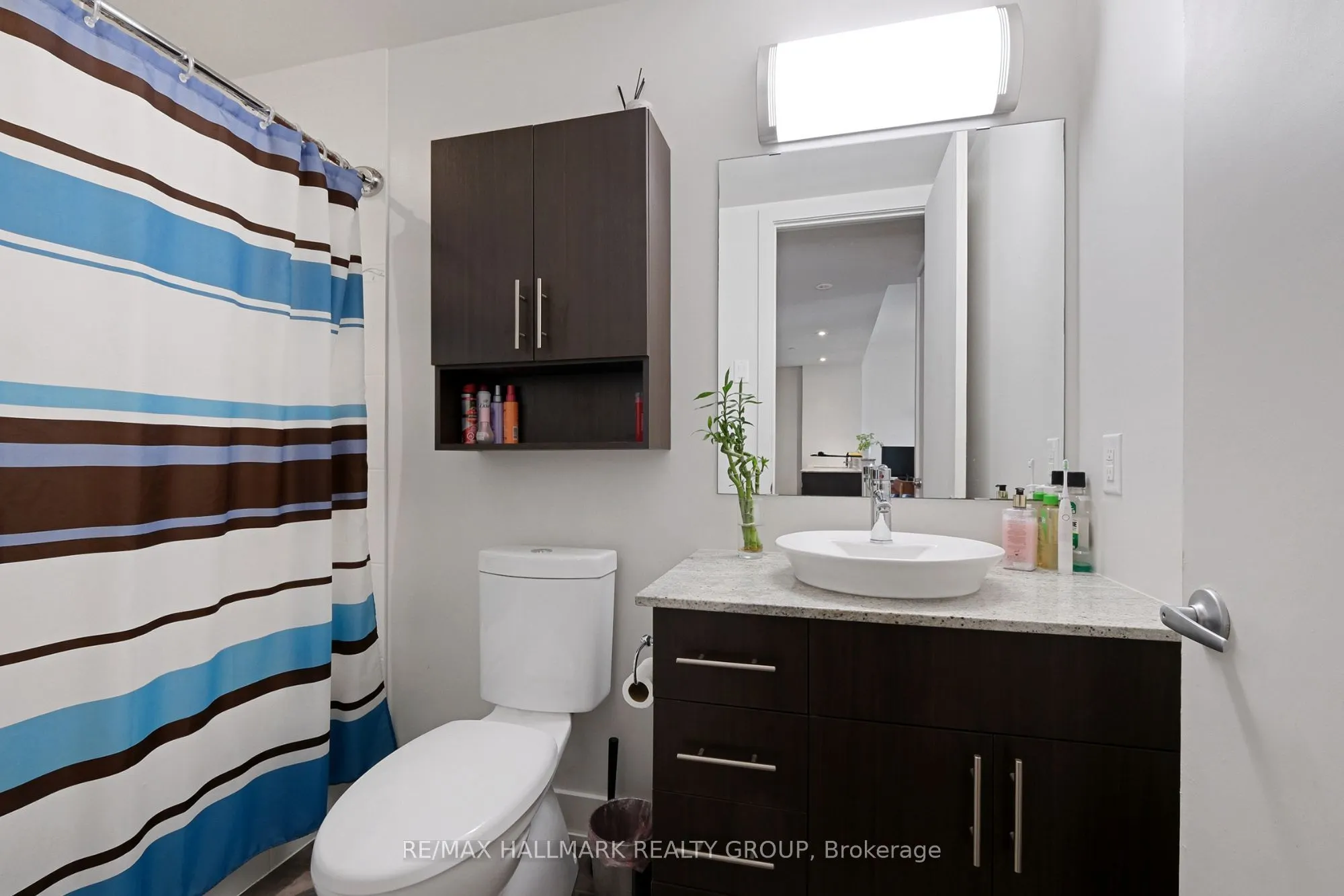 100 Champagne Avenue S, #706