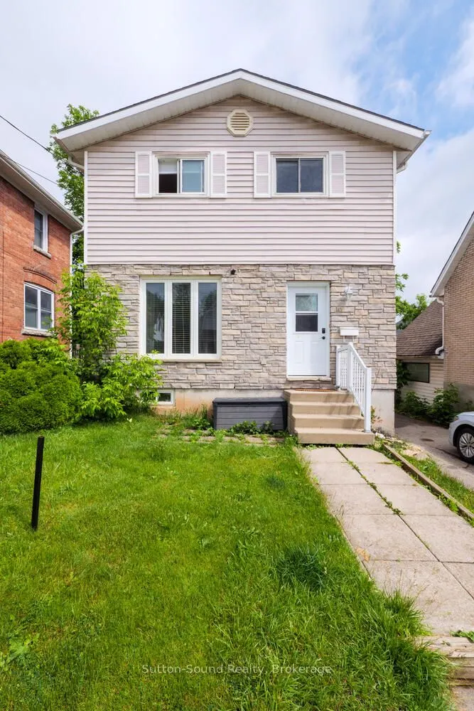 428 11TH A Street W