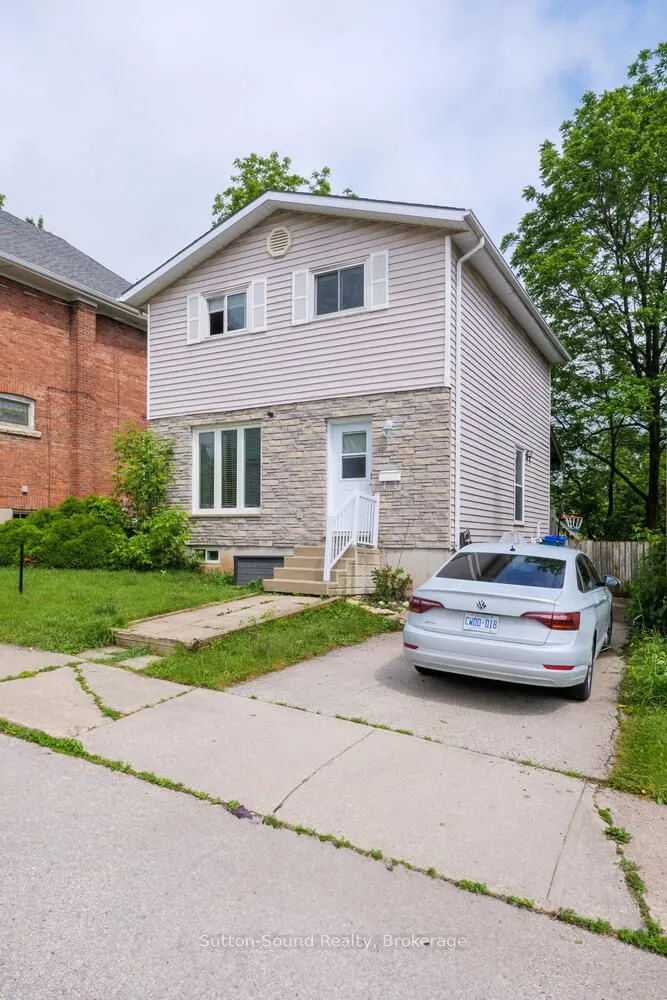 428 11TH A Street W