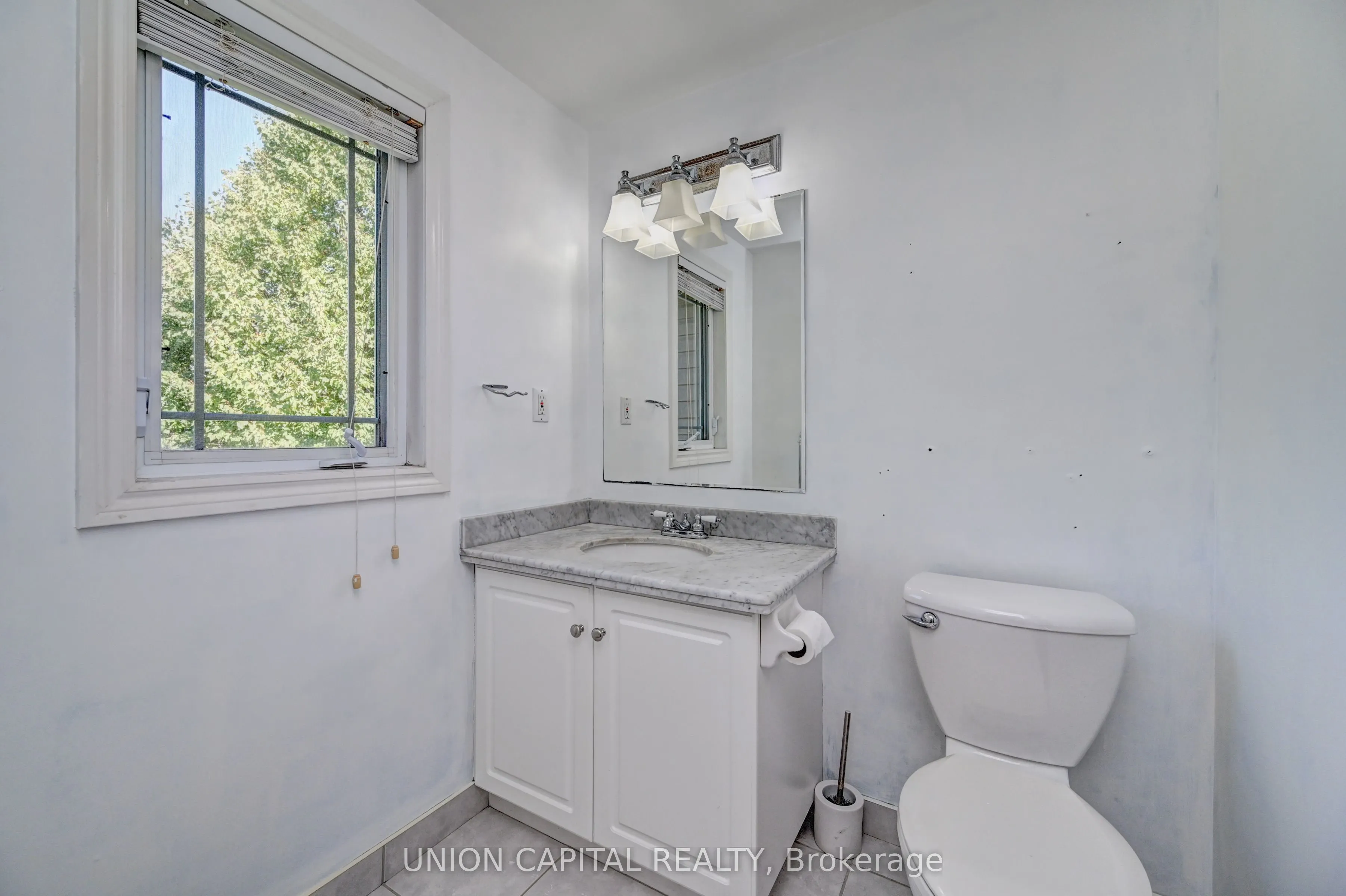 15 Wisteria Court