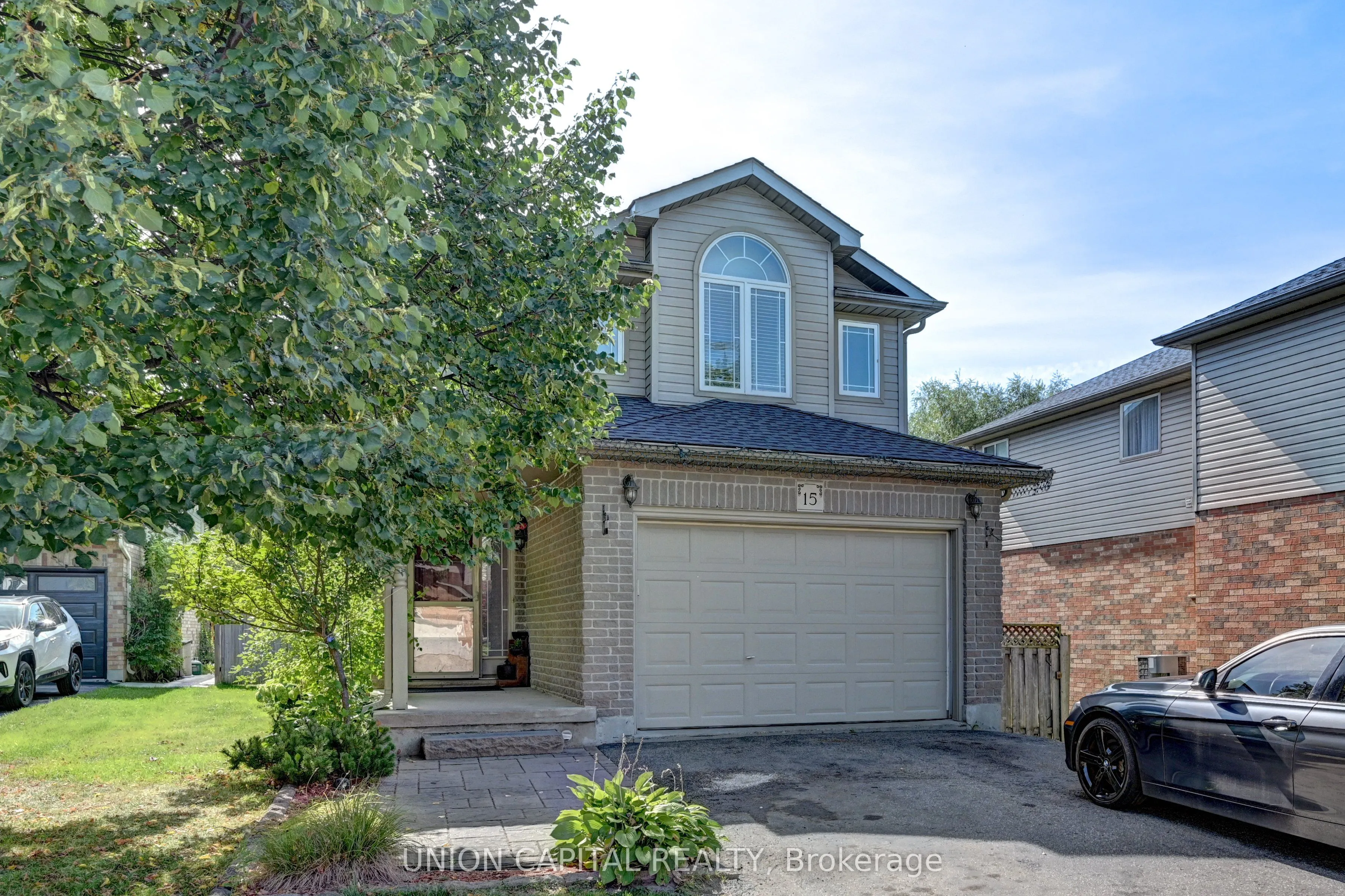 15 Wisteria Court