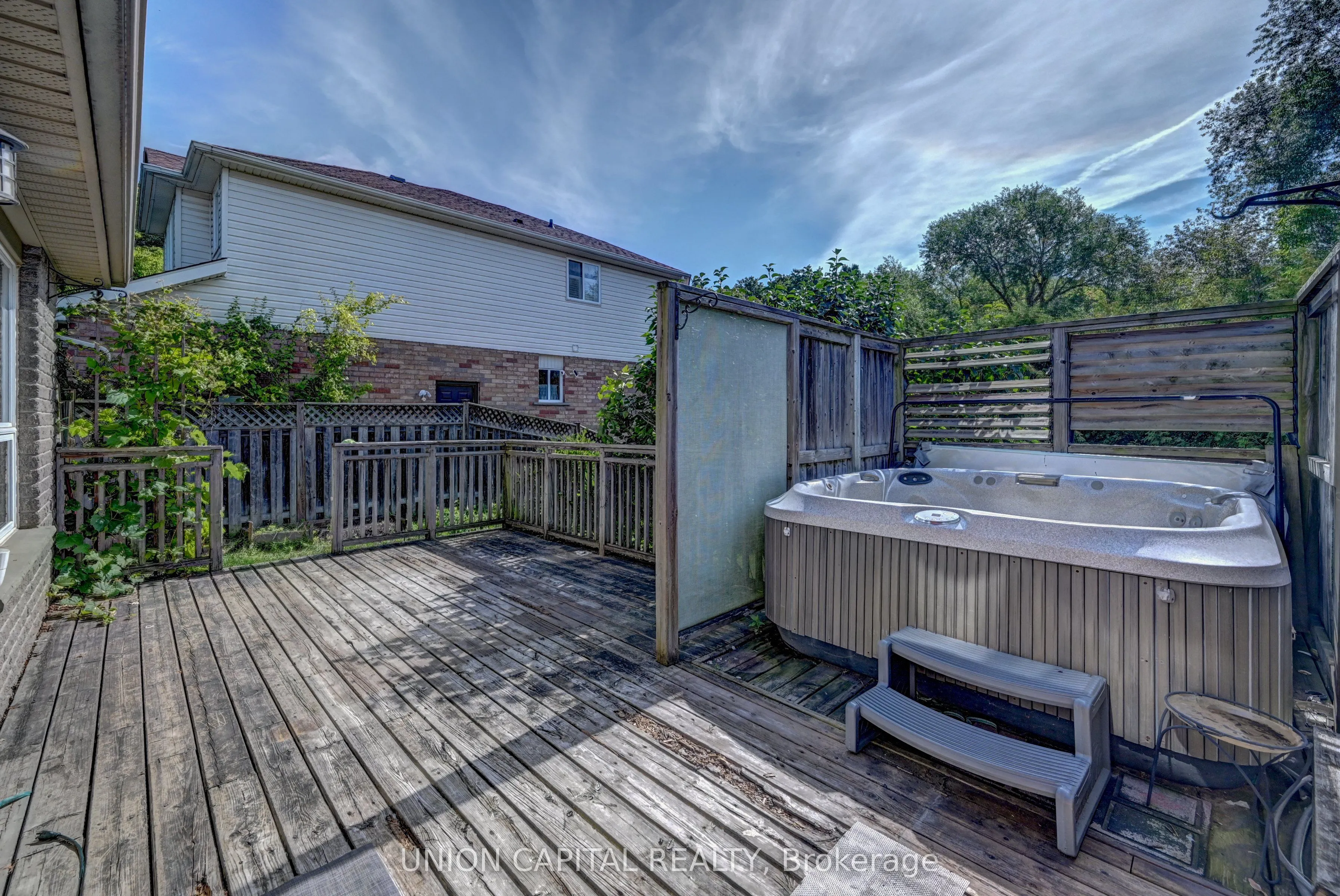 15 Wisteria Court